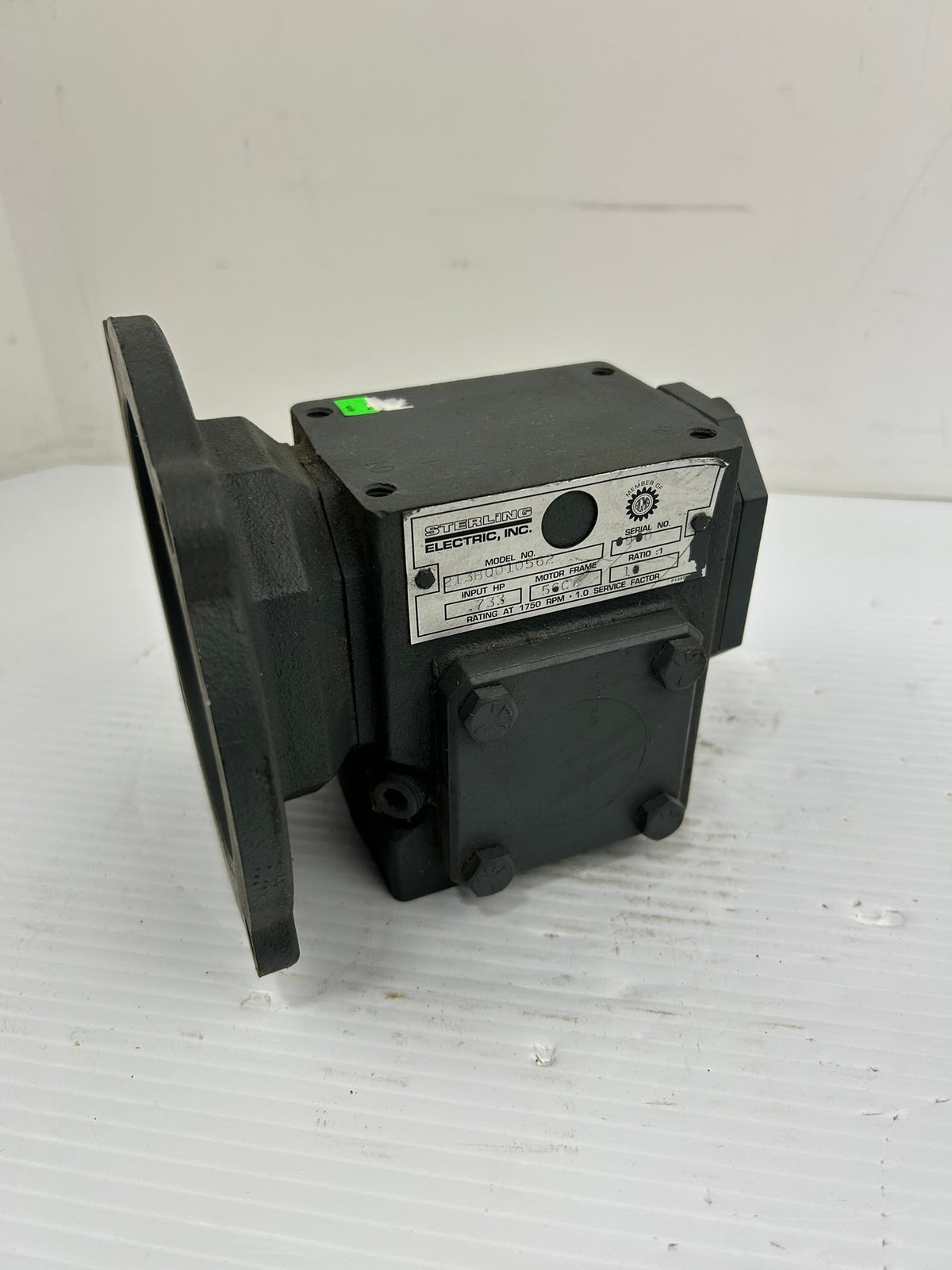 Sterling Electric 213BQ010562 Speed Gear Reducer 0.733 HP 56C 10:1 Ratio