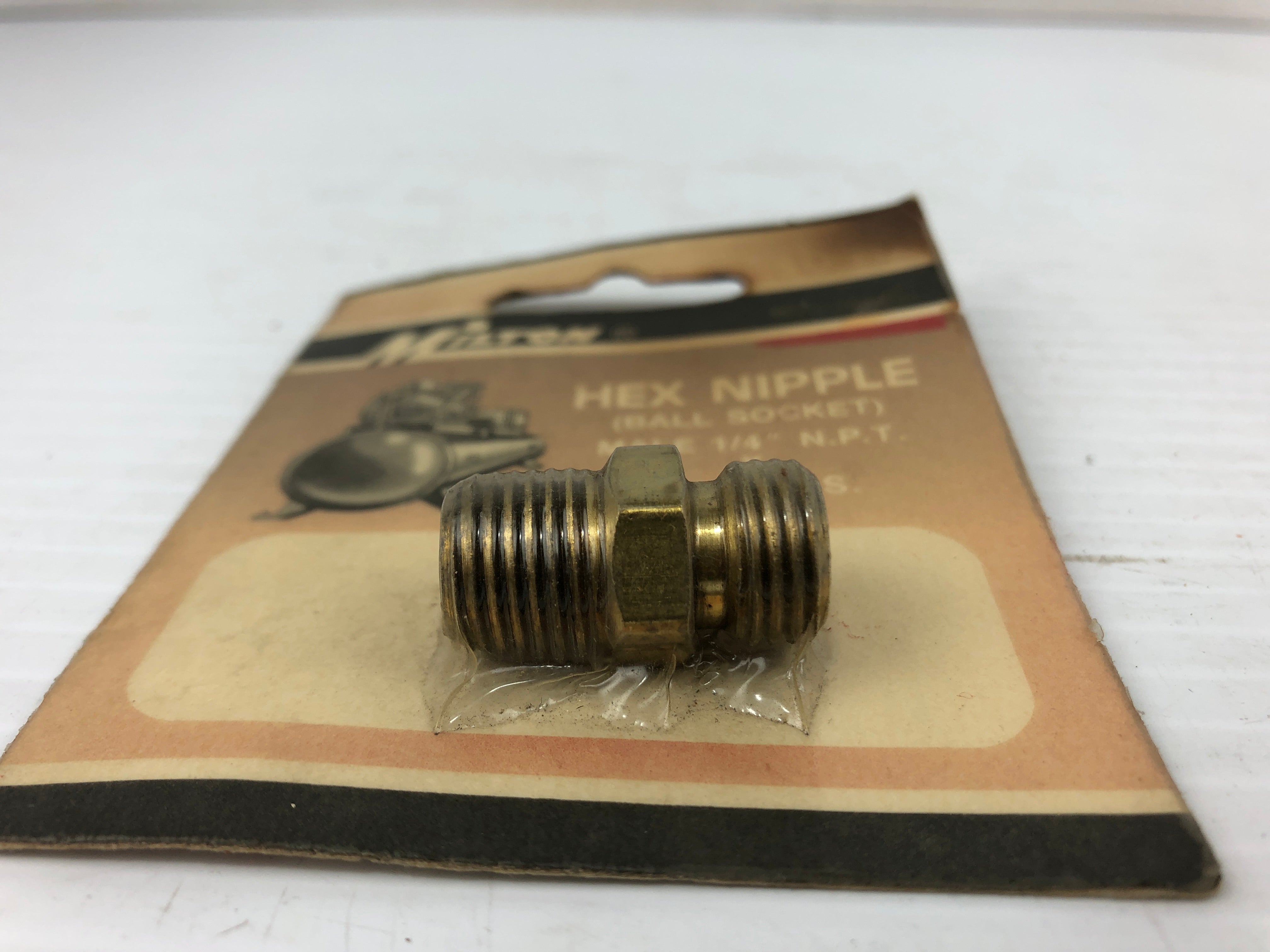 Milton s646 Hex Nipple (Ball Socket) 1/4"