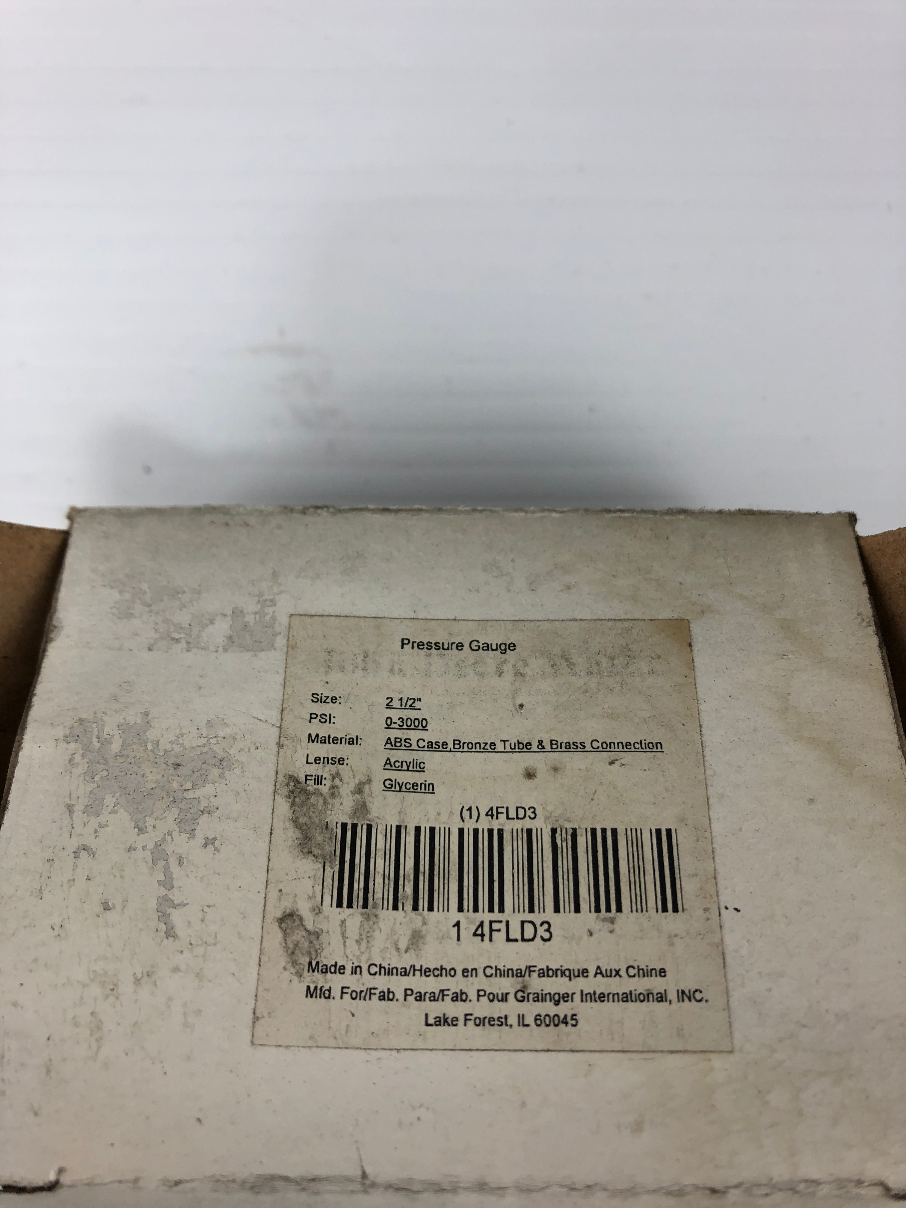 Pressure Gauge 4FLD3 2-1/2" 0-3000 PSI