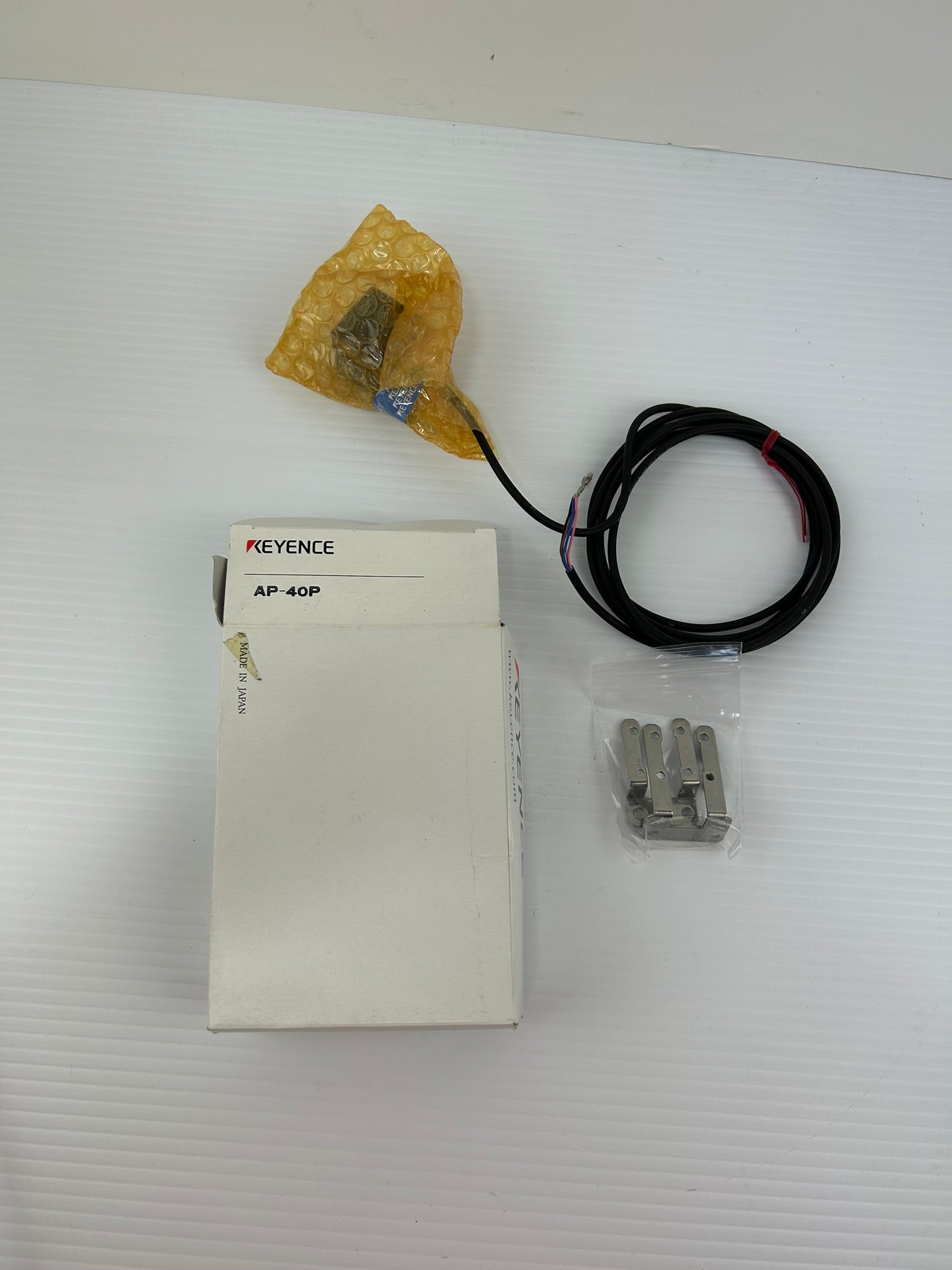 Keyence AP-40P Pressure Sensor