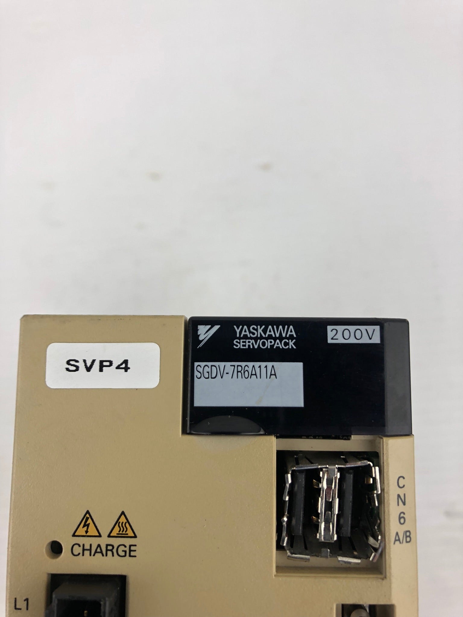 Yaskawa SGDV-7R6A11A Servopack 200V