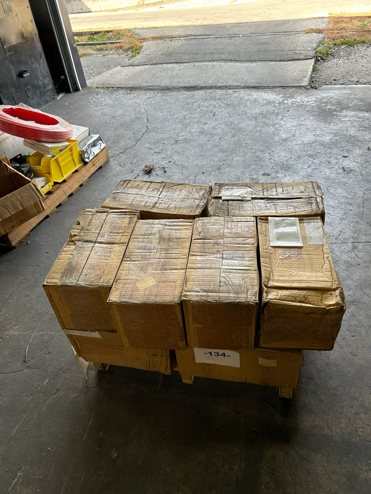 Industrial Perforated White Tag Stock Rolls 4" x 6" 1 Mil – Pallet of 51 Rolls
