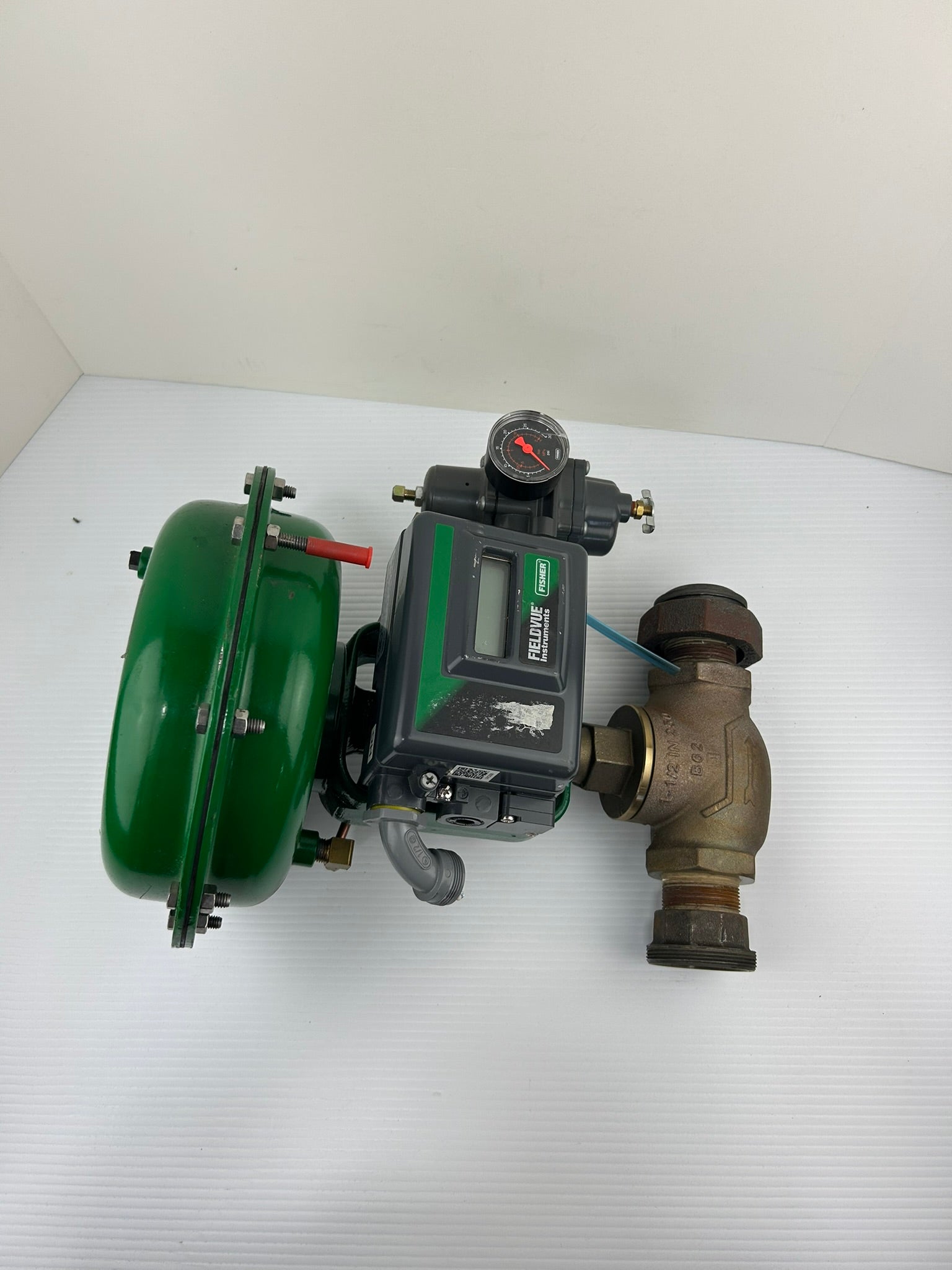 Fisher Baumann Fieldvue Pneumatic Valve 24548 DVC2000