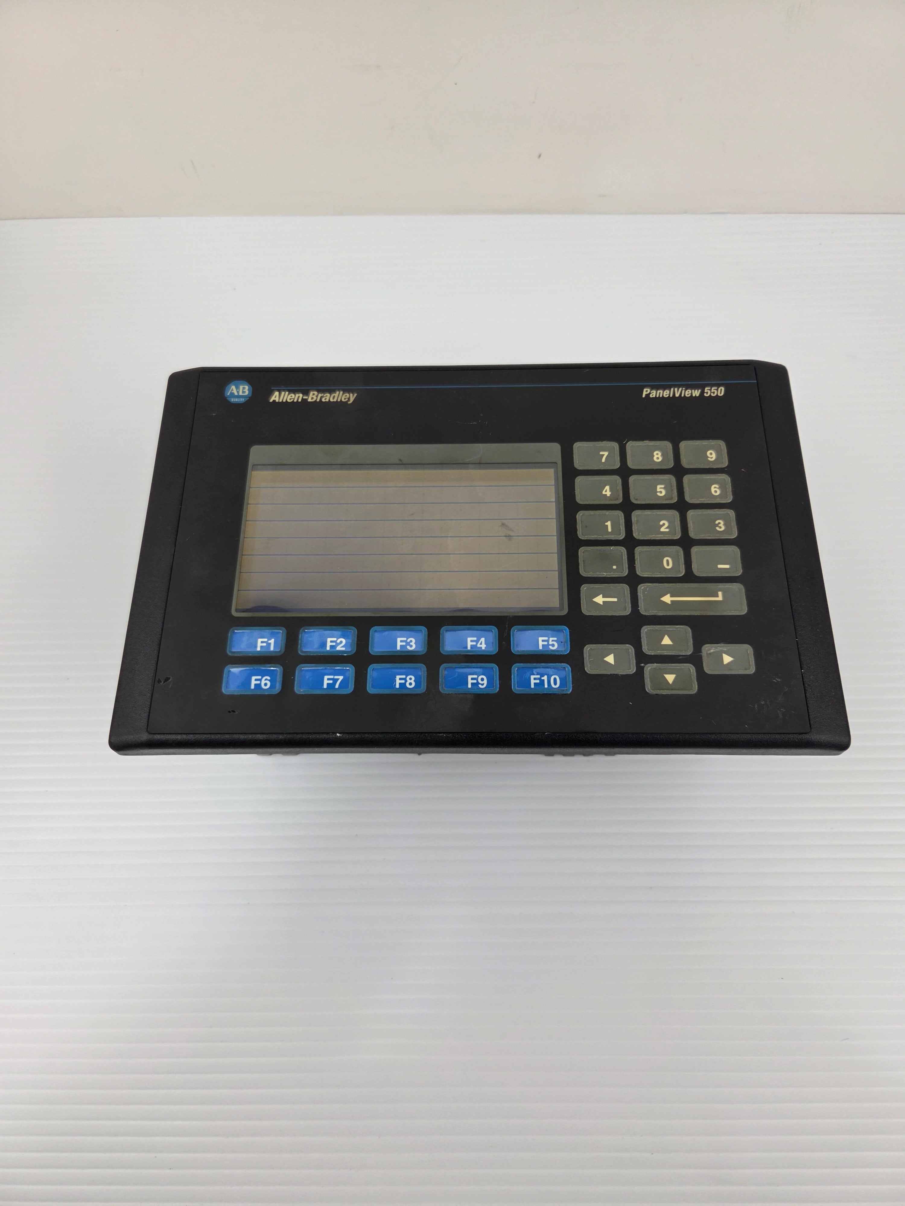 Allen-Bradley 2711-B5A2 PanelView 550 HMI Operator Terminal Series F 100-240VAC