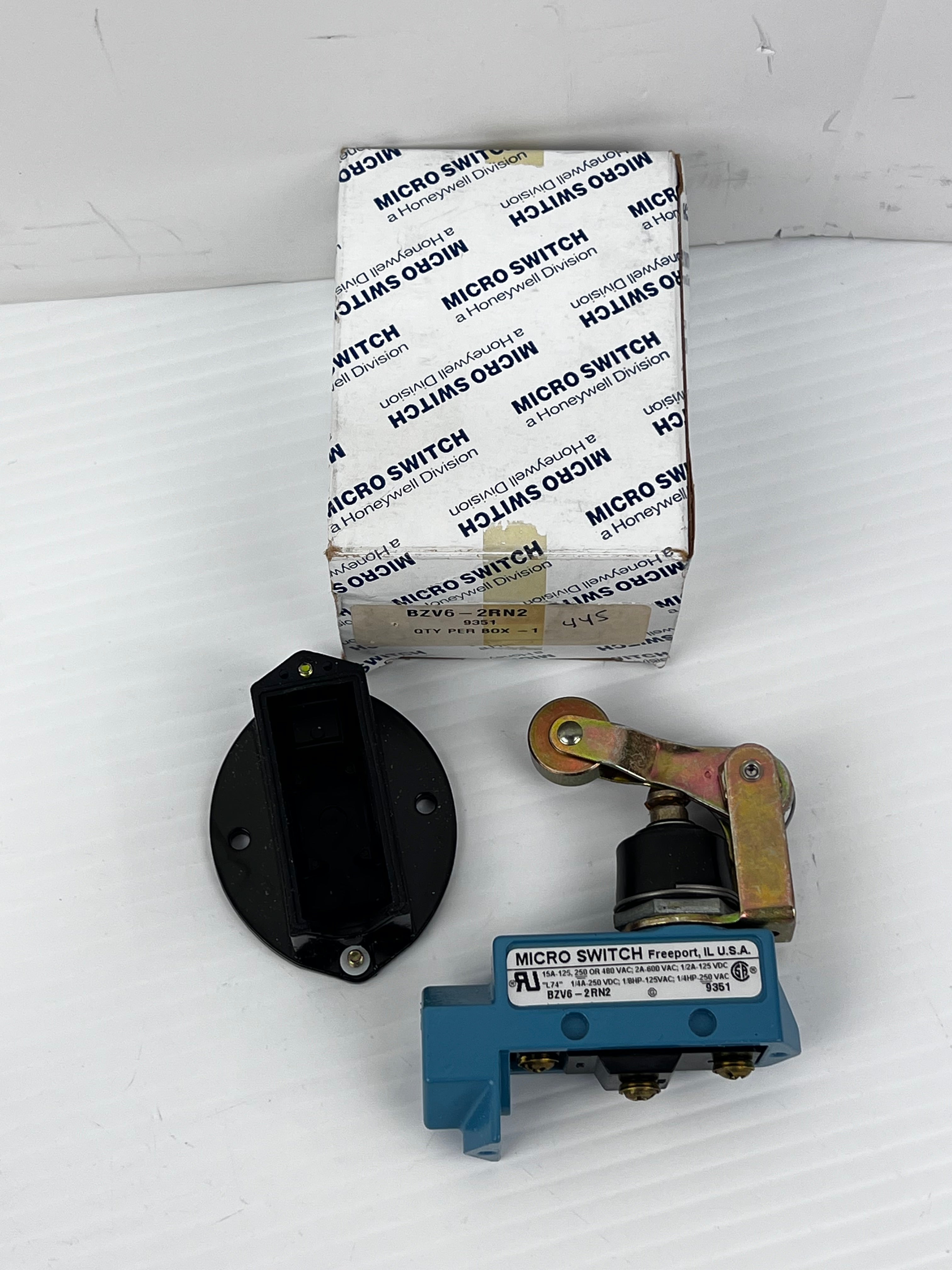 Honeywell BZV6-2RN2 Micro Switch