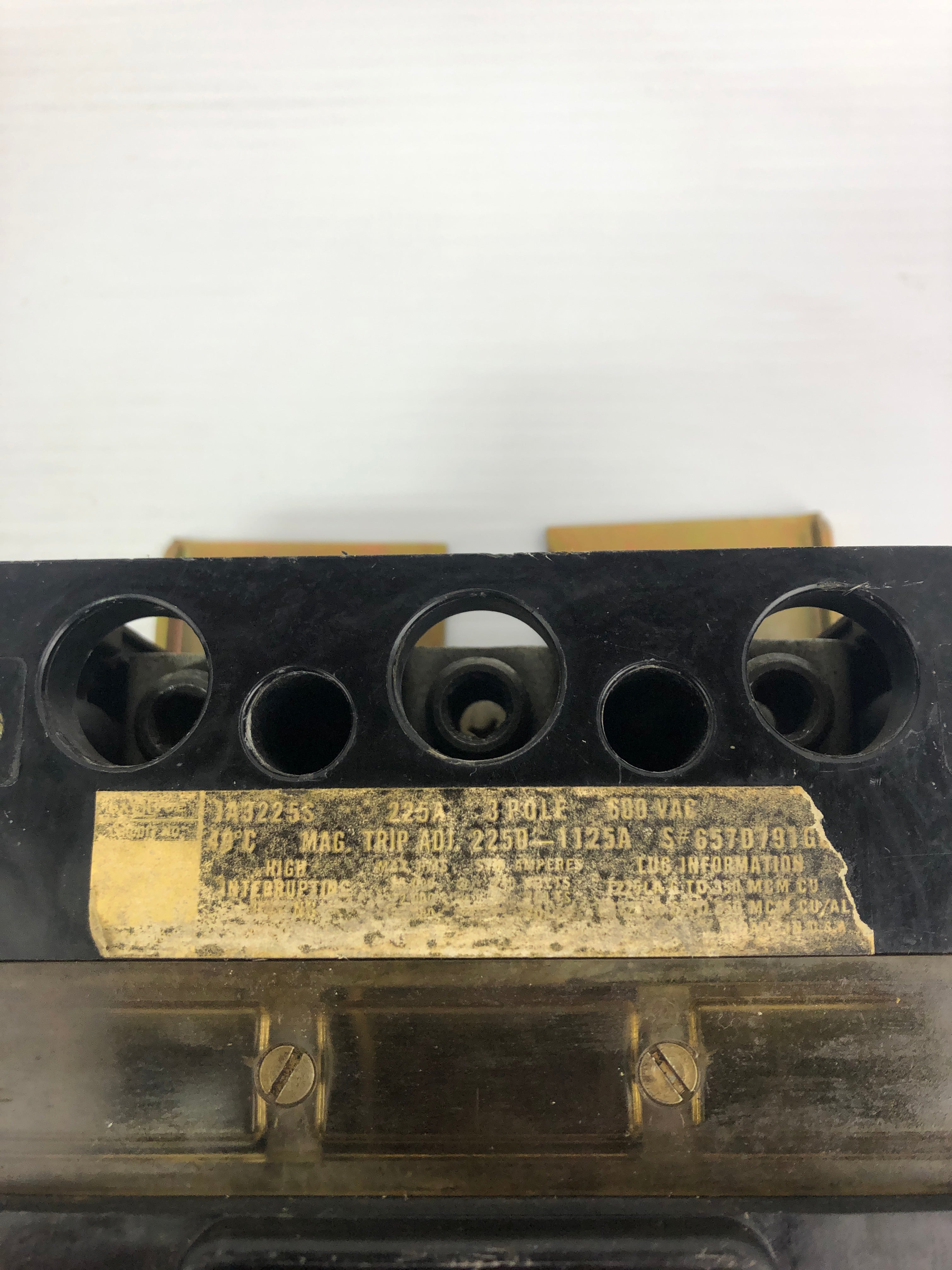 Westinghouse JA3225S Circuit Breaker 657D791G 225A 3 Pole 600VAC