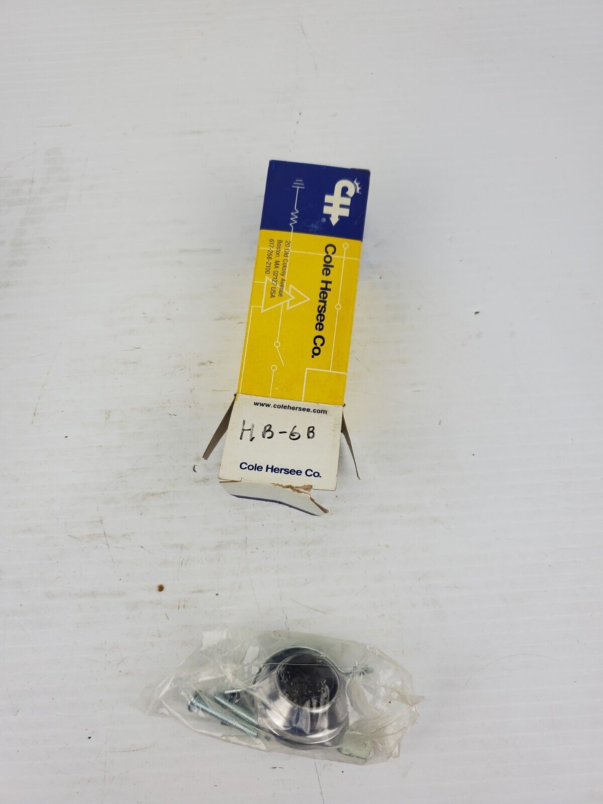 Cole Hersee Co. HB-6B Universal Horn Button Switch