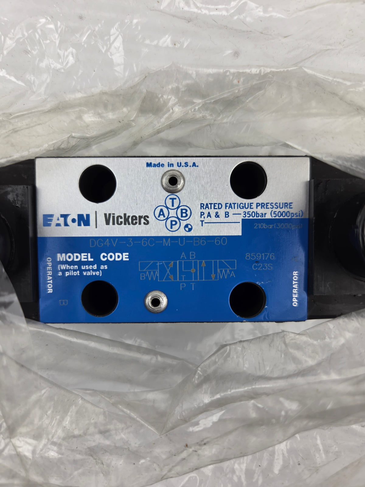 Eaton Vickers DG4V-3-6C-M-U-B6-60 Hydraulic Directional Valve 350bar 5000 PSI