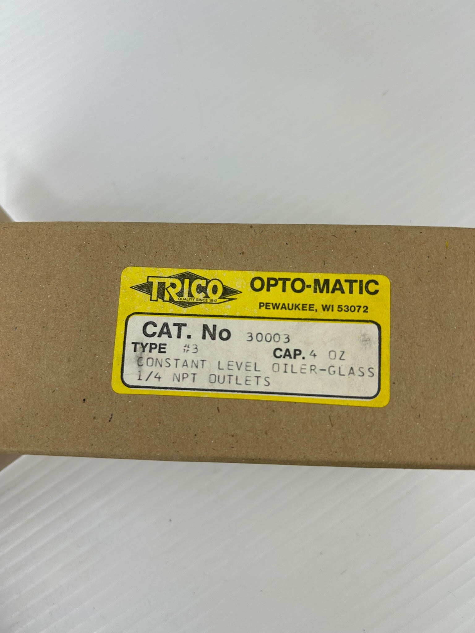 Trico 30003 Glass Opto-Matic Type #3 Constant Level Oiler 1/4 NPT Outlets