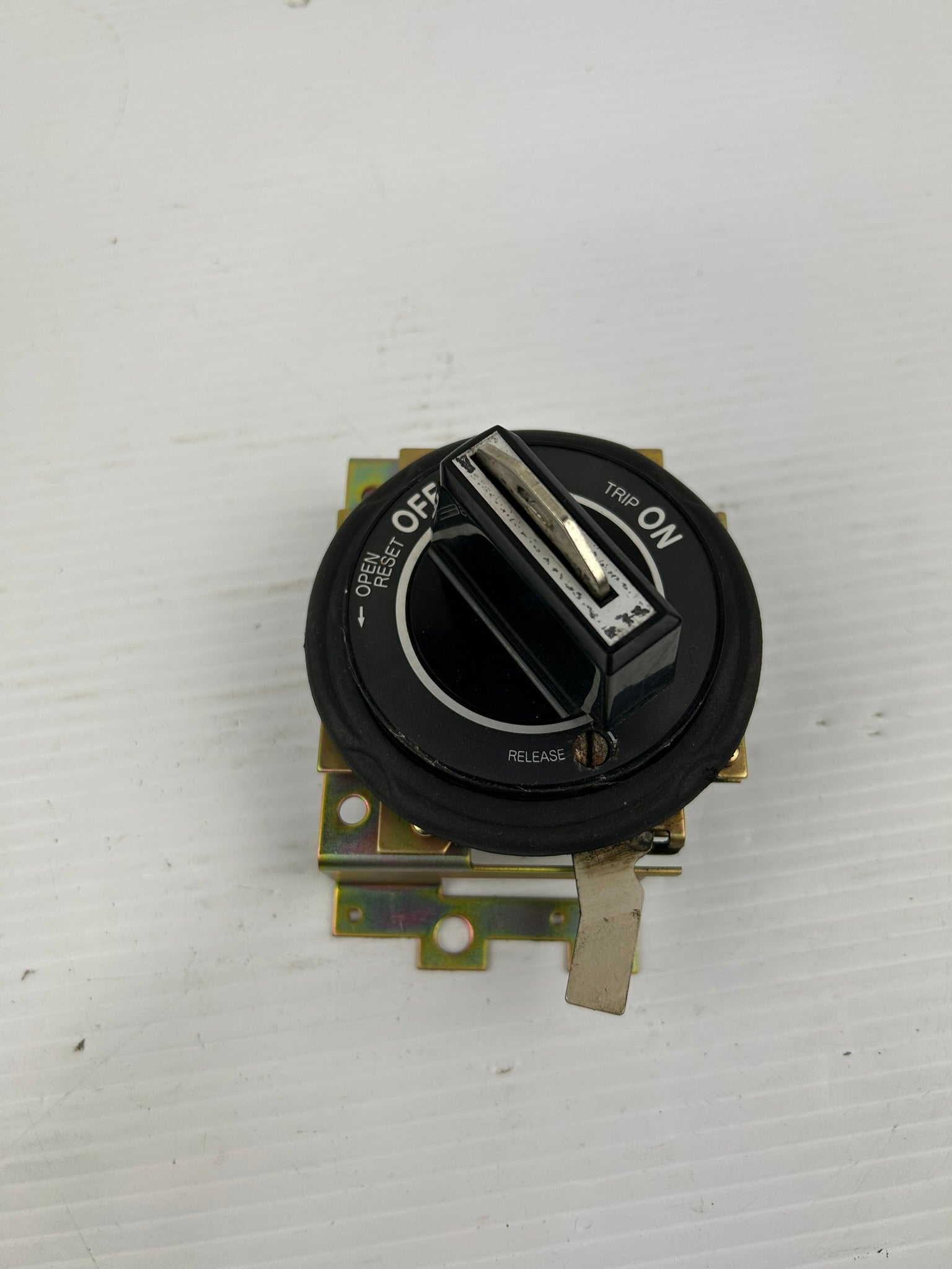 Fuji Electric N-13A-Q-02785 On/Off Release Switch