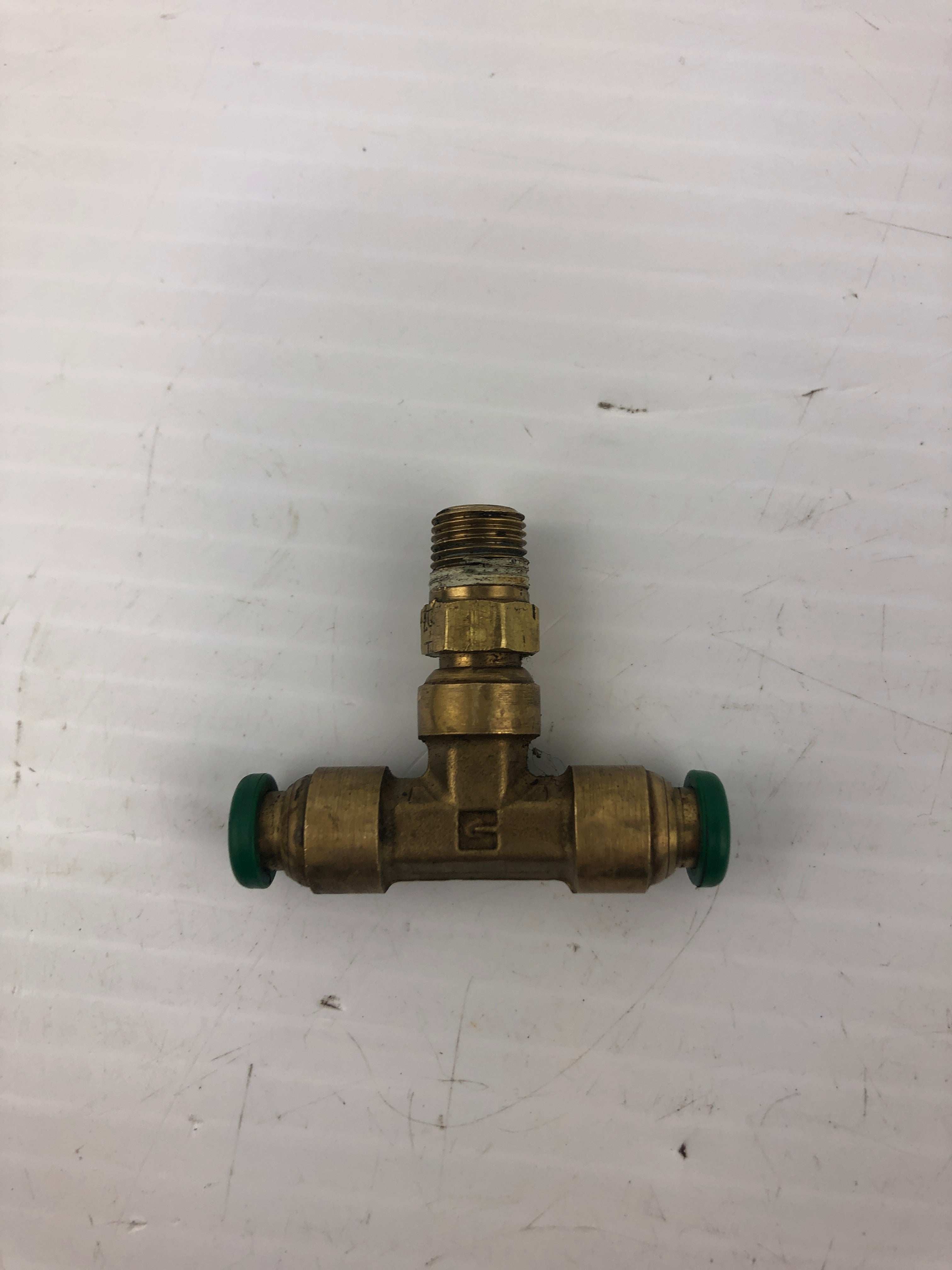 Parker Push to Connect T-Fitting 1/8" ID