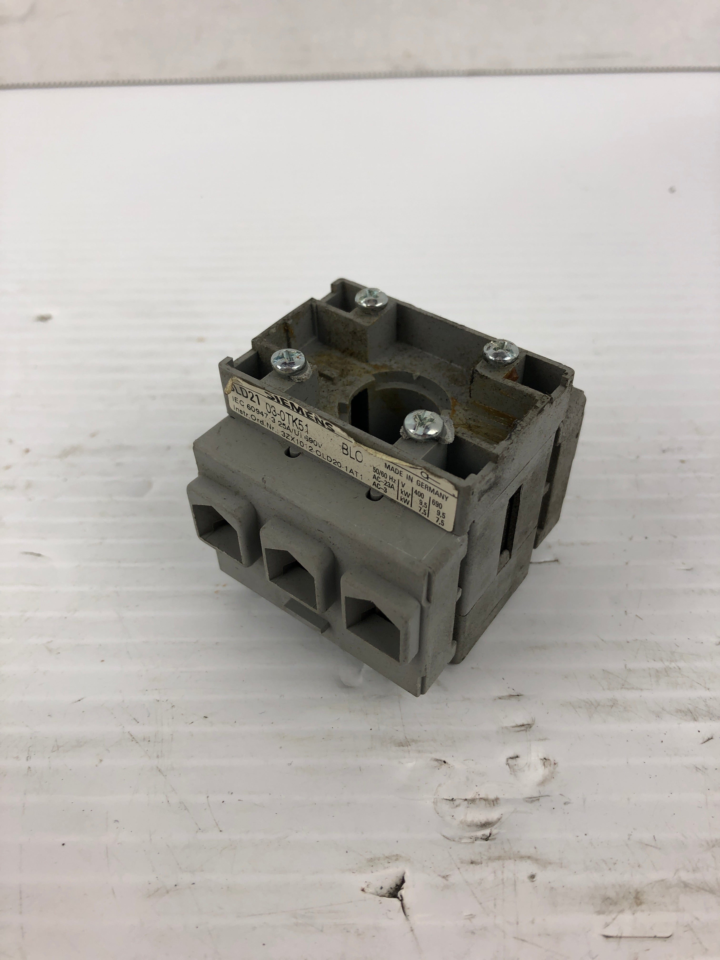 Siemens 3LD21 Main Switch Base 03-0TK51