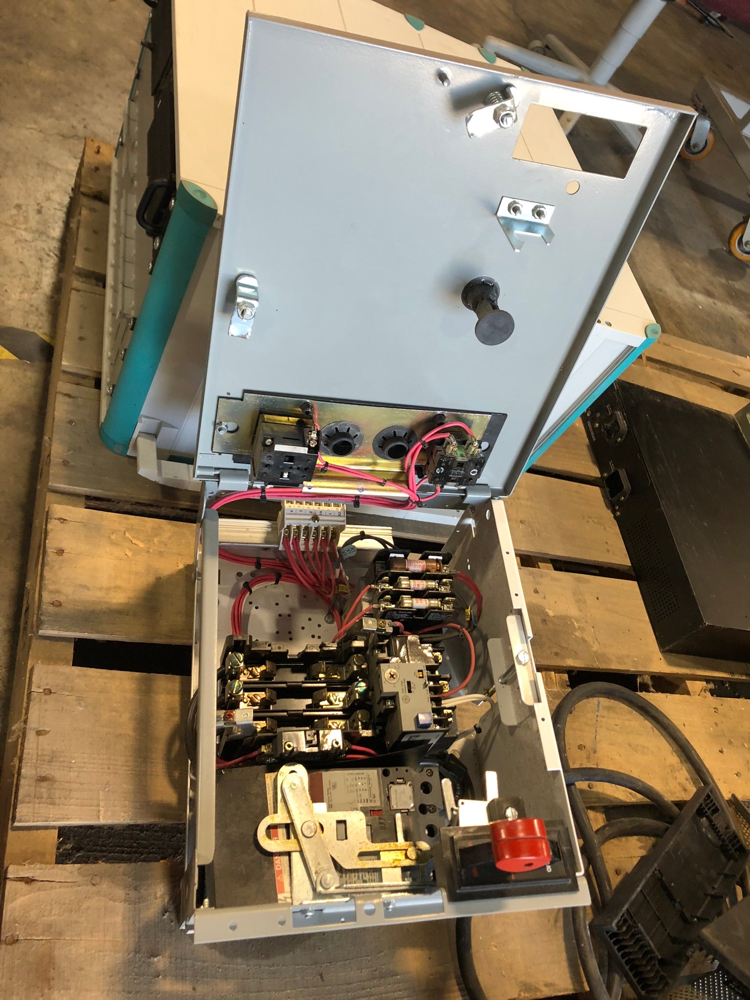 Square D 80119 MCC Feeder Bucket with Breaker SELA36A10060