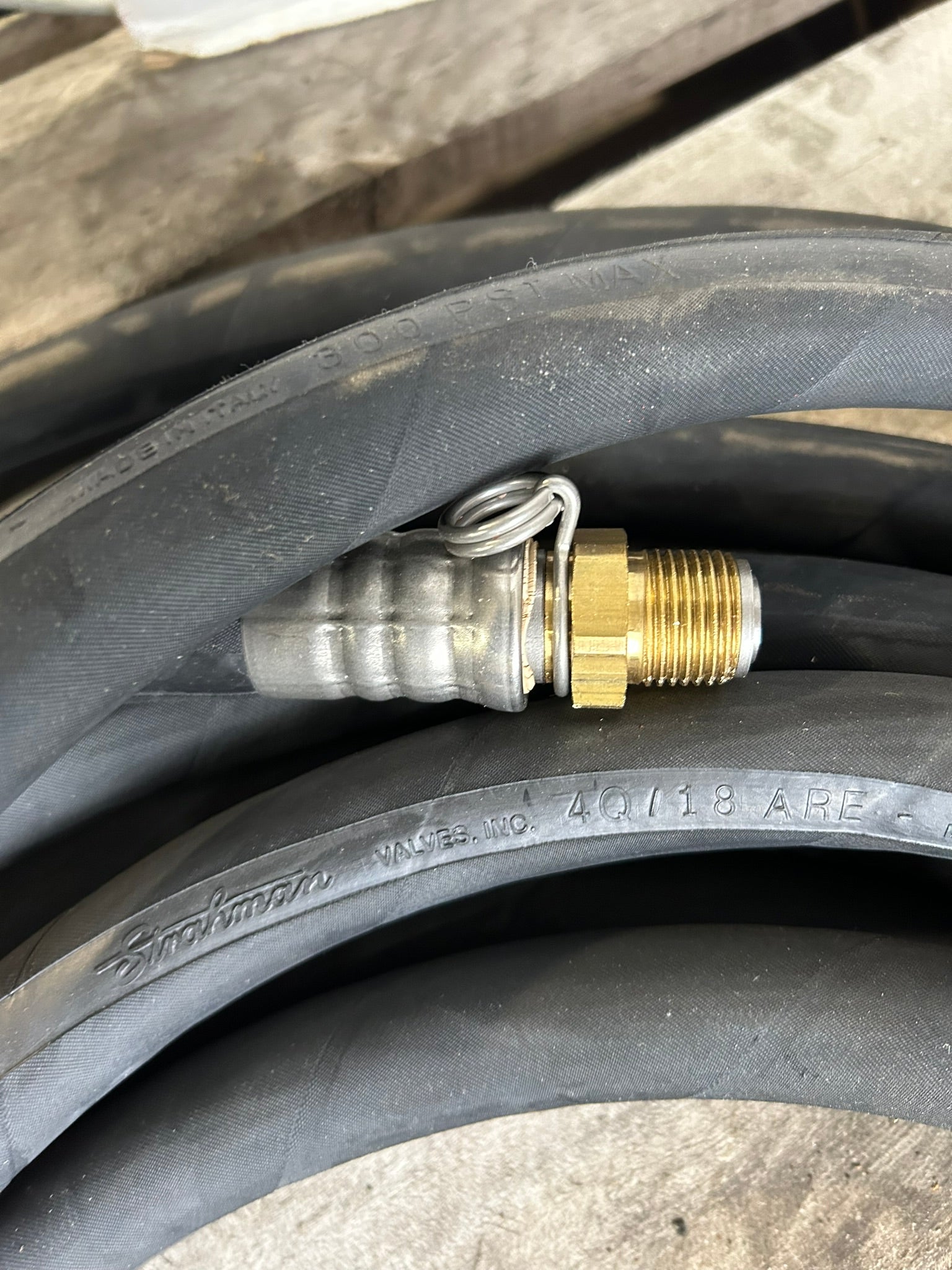 Strahman Valves Inc 4Q/18 ARE Hose 300 PSI Max ~40 Feet Long