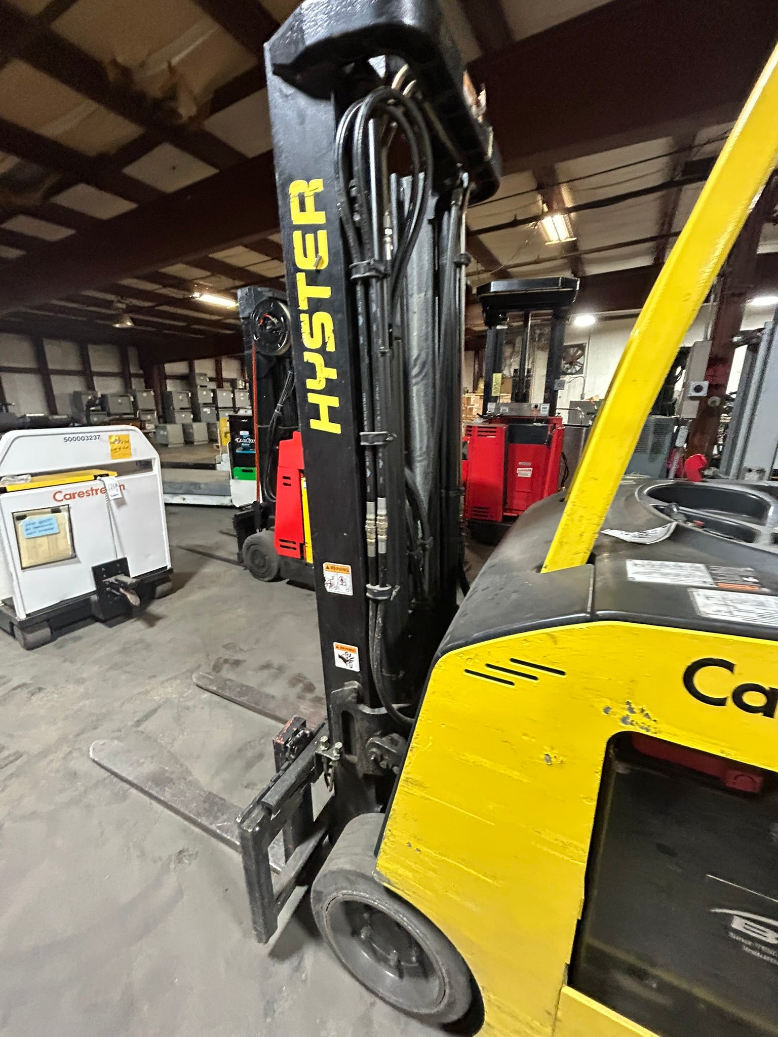 Hyster E40HSD Electric Stand-Up Forklift Truck 4000 Lb. Capacity 36 Volt Type EO