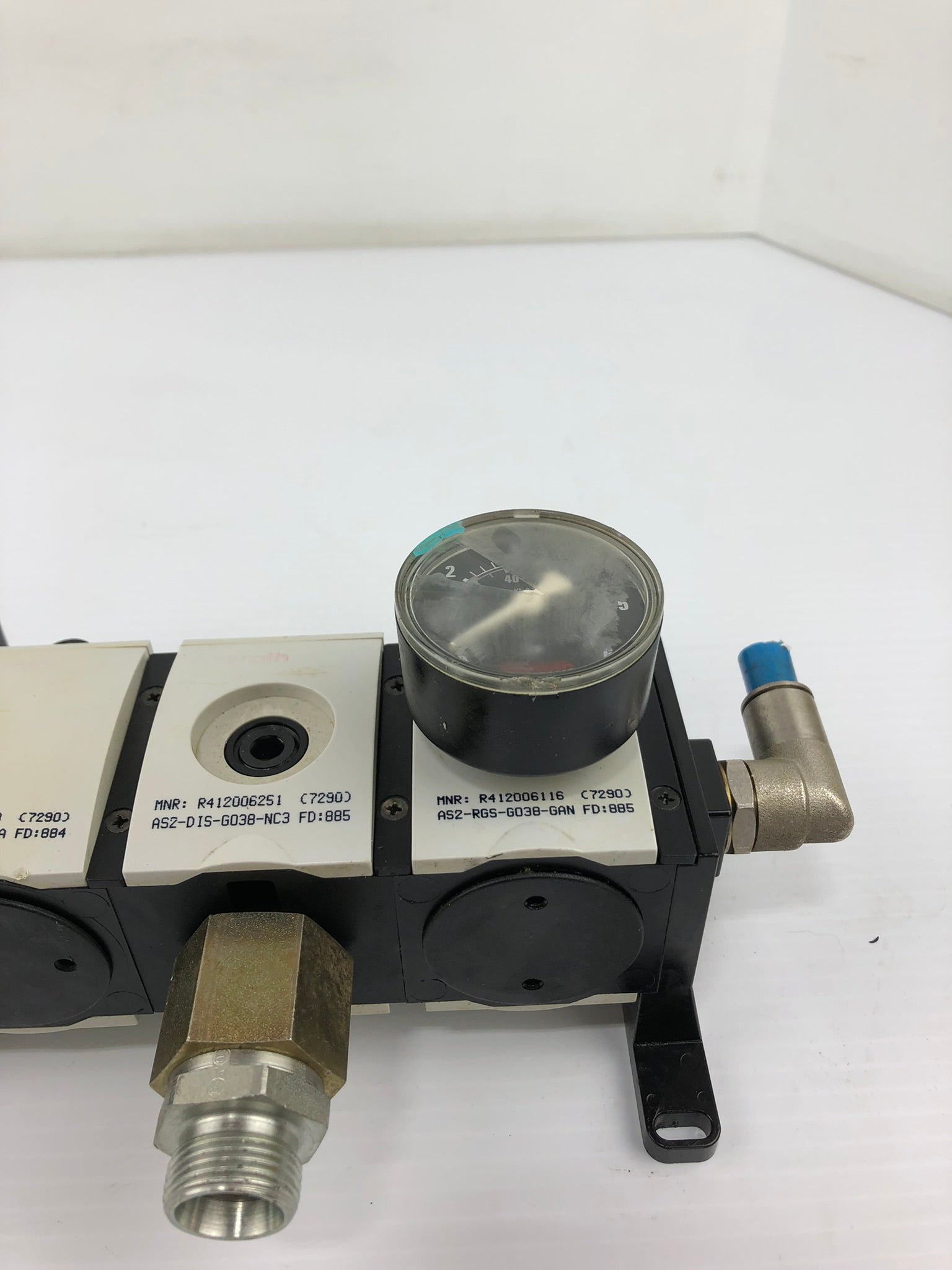 Rexroth Pneumatic Pressure System with Gauges and Lubricators AS2-FLS-G038-PBP