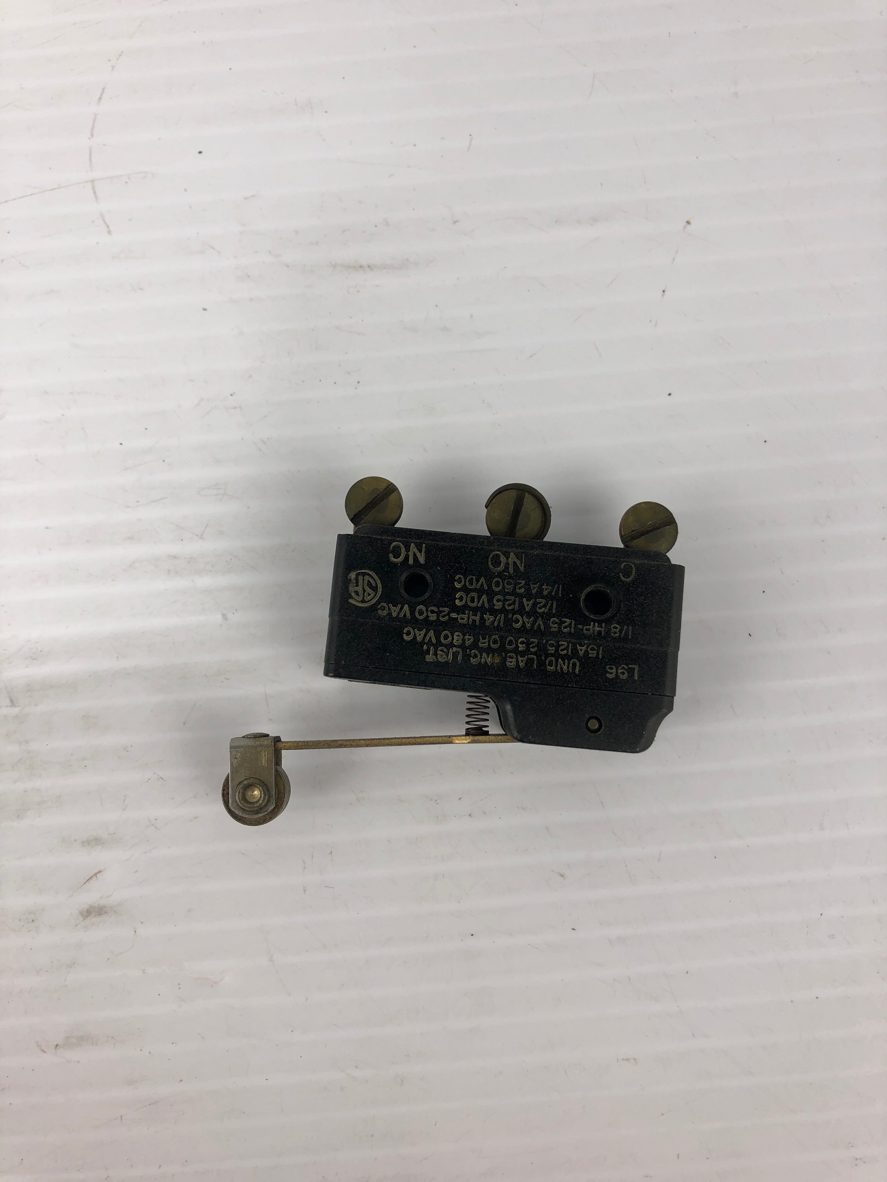 Honeywell BZ-2RW82-P4 Micro Limit Switch