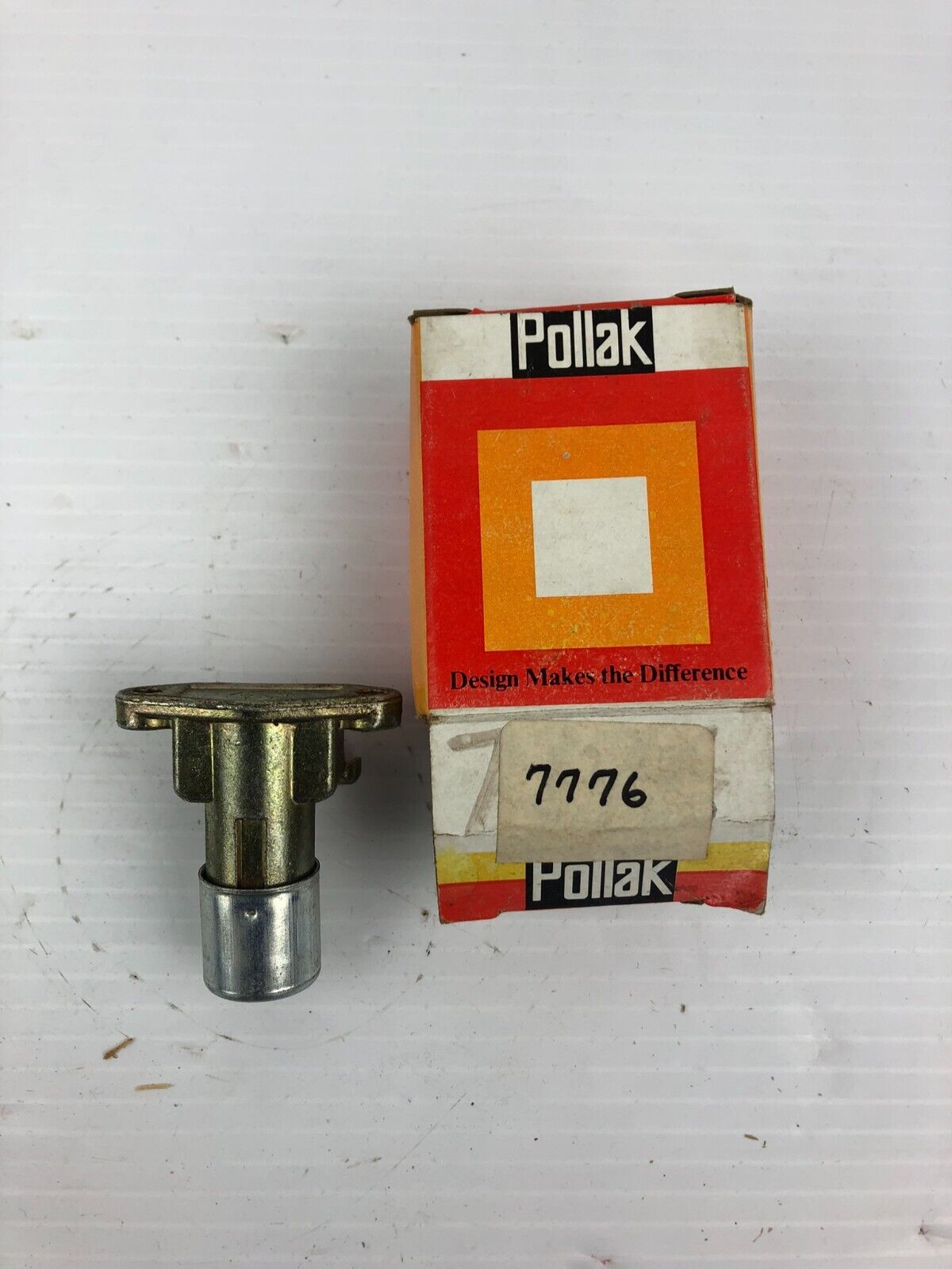 Pollak 7776 Pin Socket