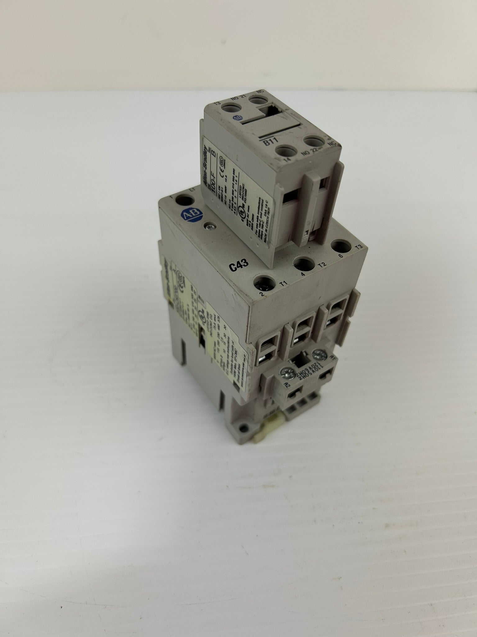 Allen-Bradley 100-C43*00 Contactor Series A With 100-F Auxiliary Contact Block