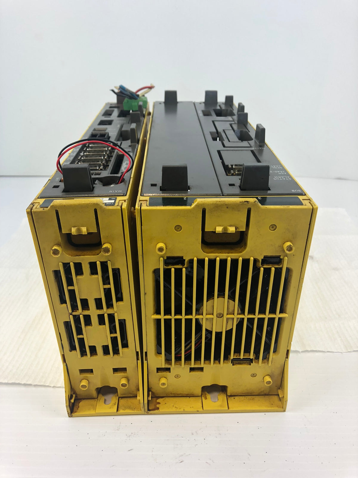 Fanuc A02B-0266-B503 Servo Driver Series 18i-TA A16B-2203-0431 A16B-3200-0325