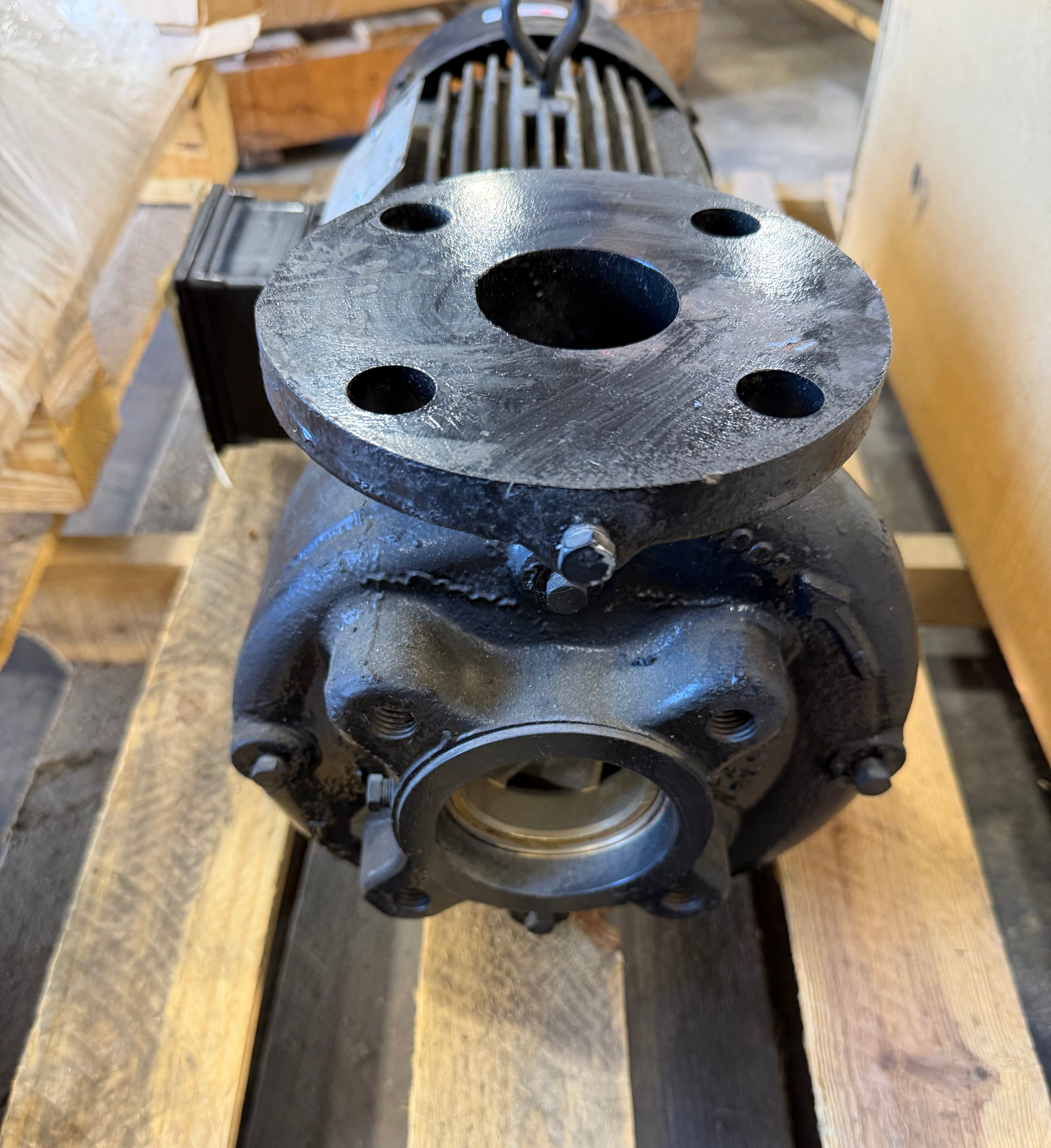 Dayton 12U068 Centrifugal Pump 5HP 208-230/460V 3PH 3450RPM 184JM TEFC