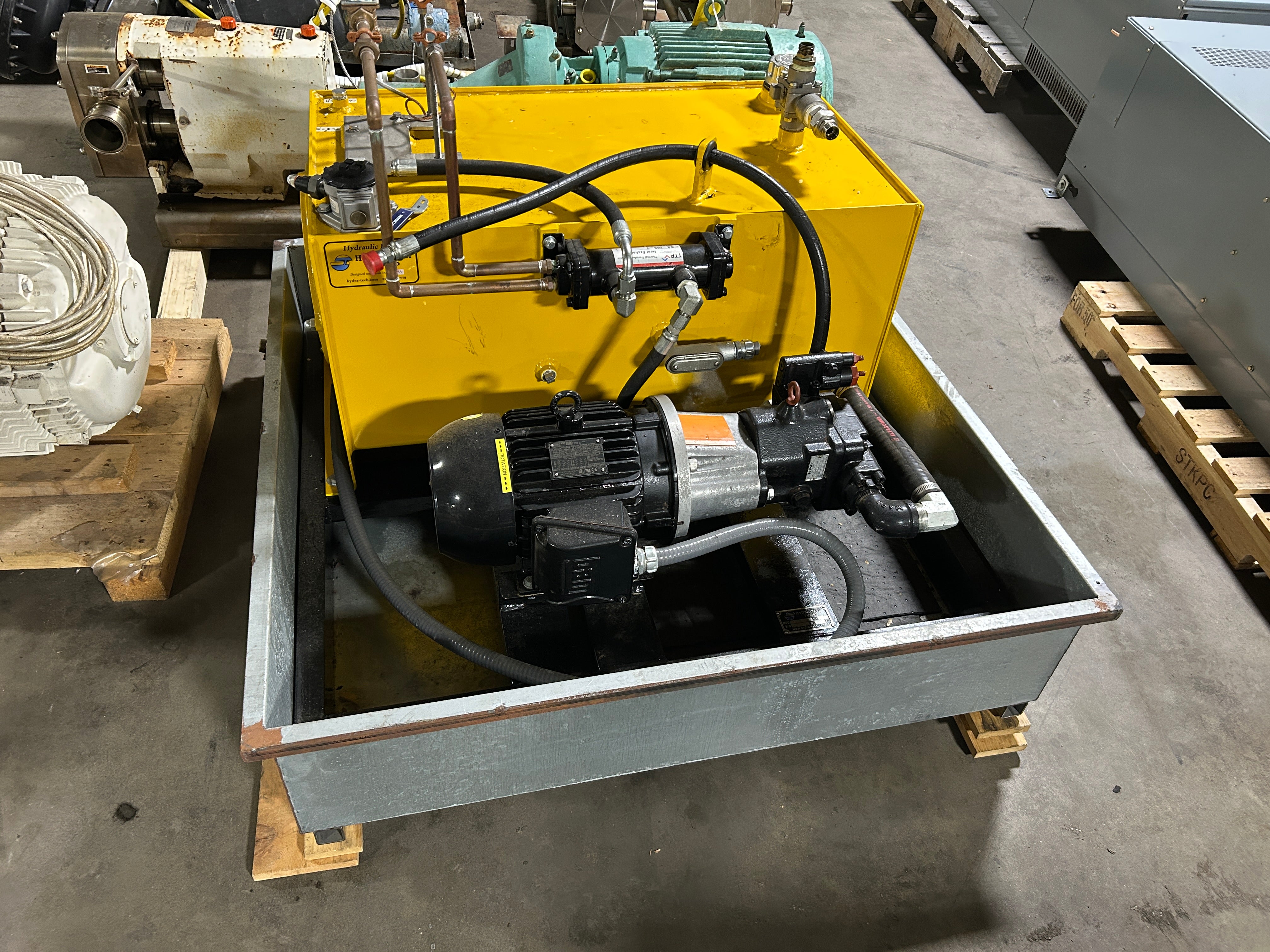 Hydra-Tech Pumps HT5EV Electric Hydraulic Pump Tank System 3.7kW 2,000 PSI 4 GPM