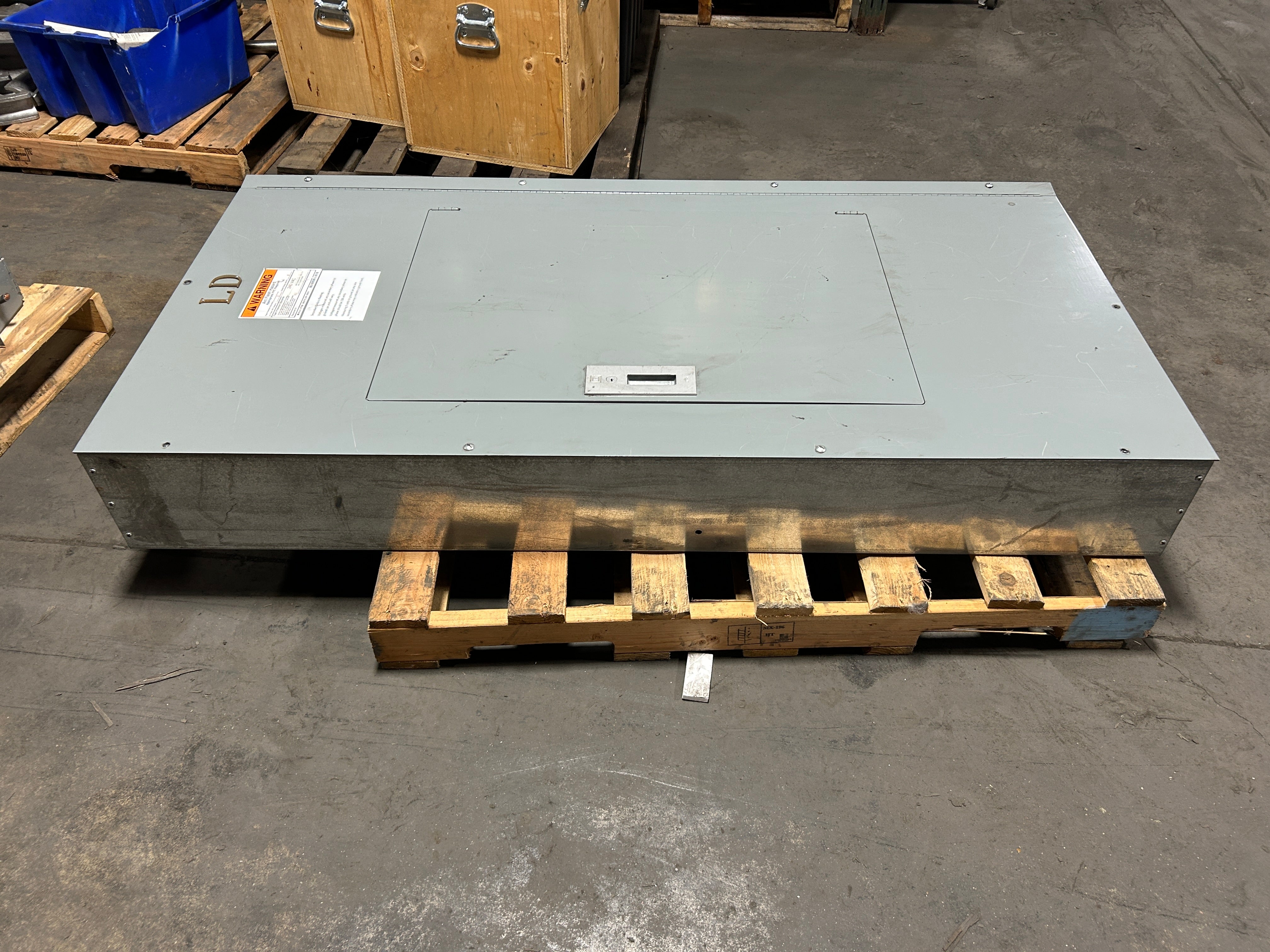 Square D HCM I-Line Load Center Panelboard Breaker Box 1464-4MCU HC3264B 400A E1