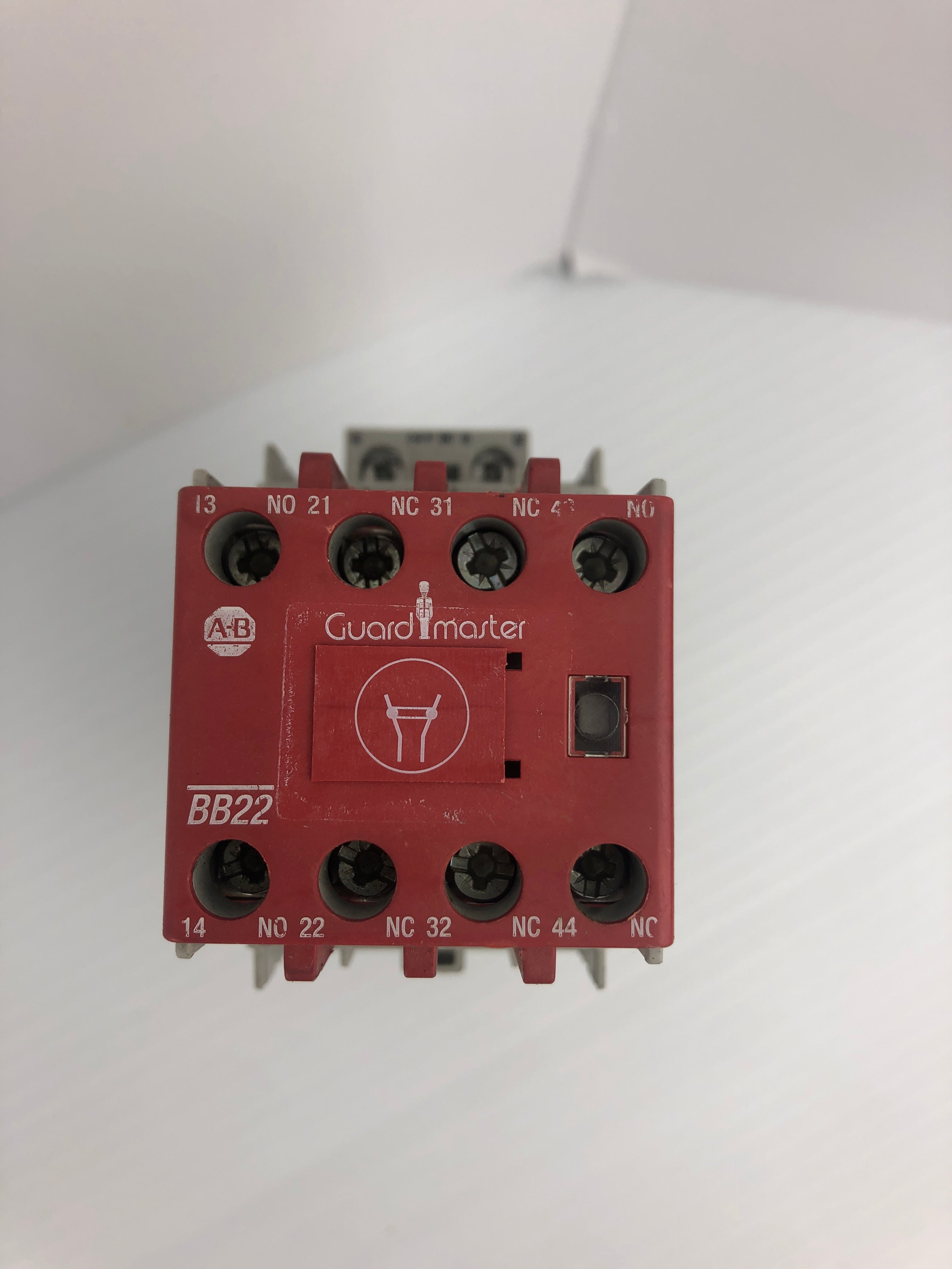 Allen-Bradley 100-C23D*400 Contactor with 100S-F Guard Master Contact Block