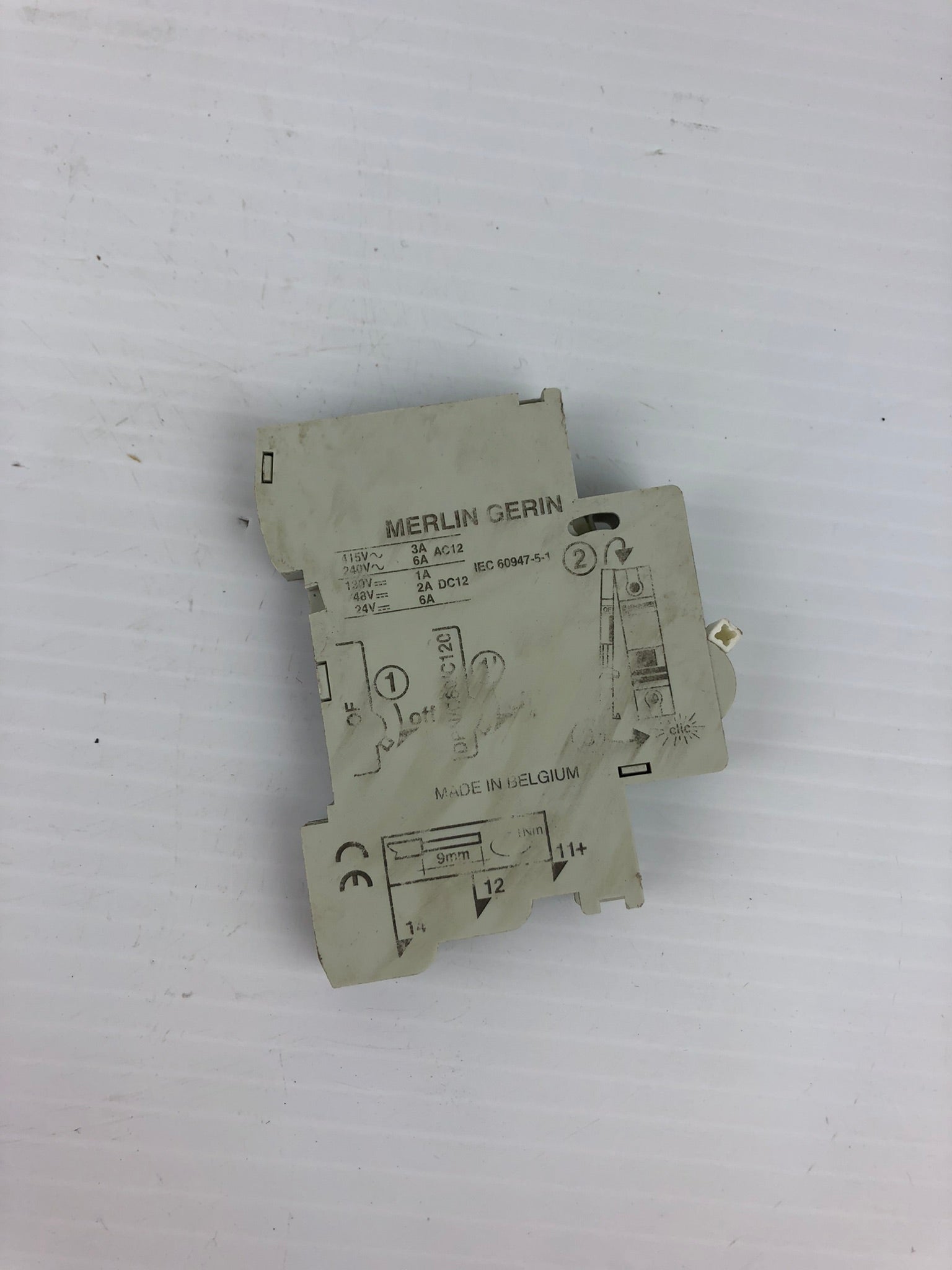 Merlin Gerin 26924 Auxiliary Switch