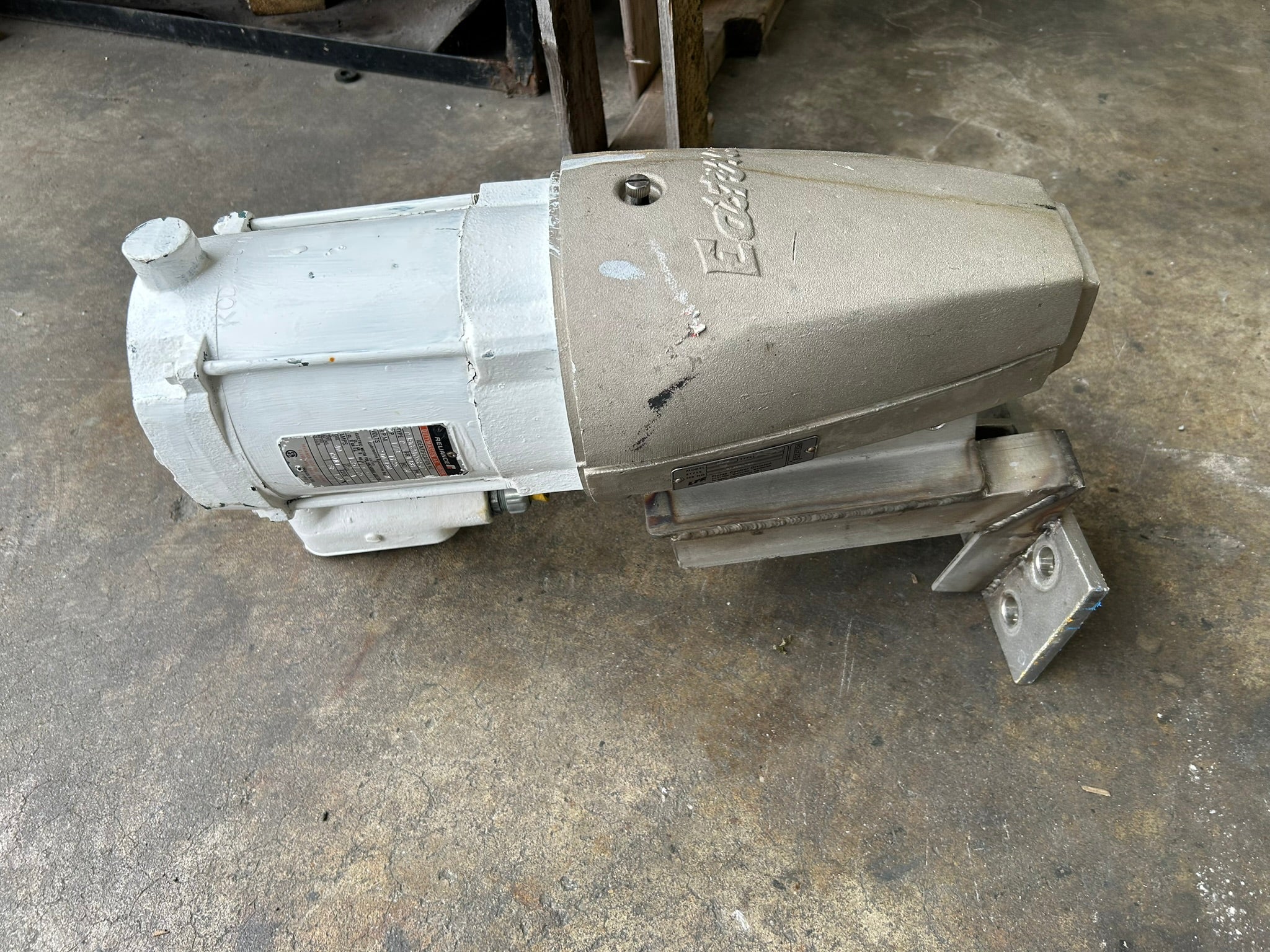 Eastern RH-2 Drum Barrel Mixer with Reliance Electric Motor P48G2405R-JZ