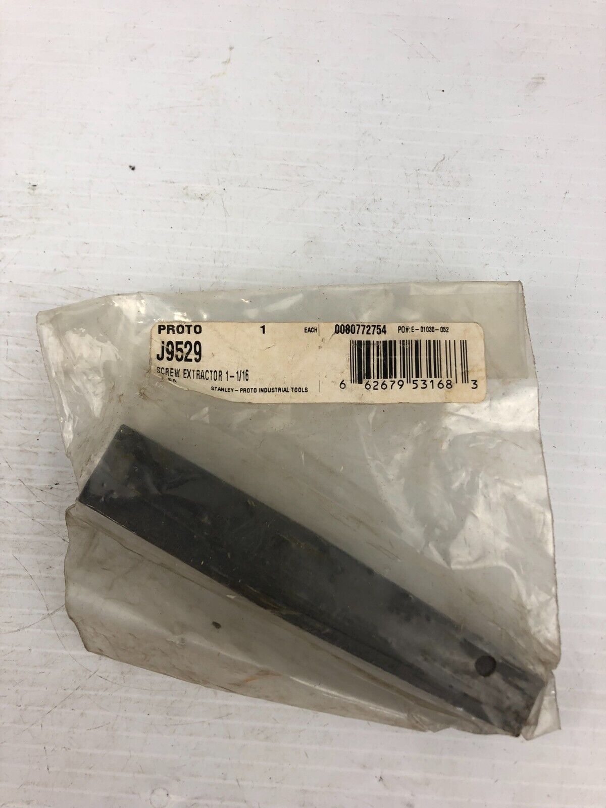 Stanley J9529 Screw Extractor 1-1/16"