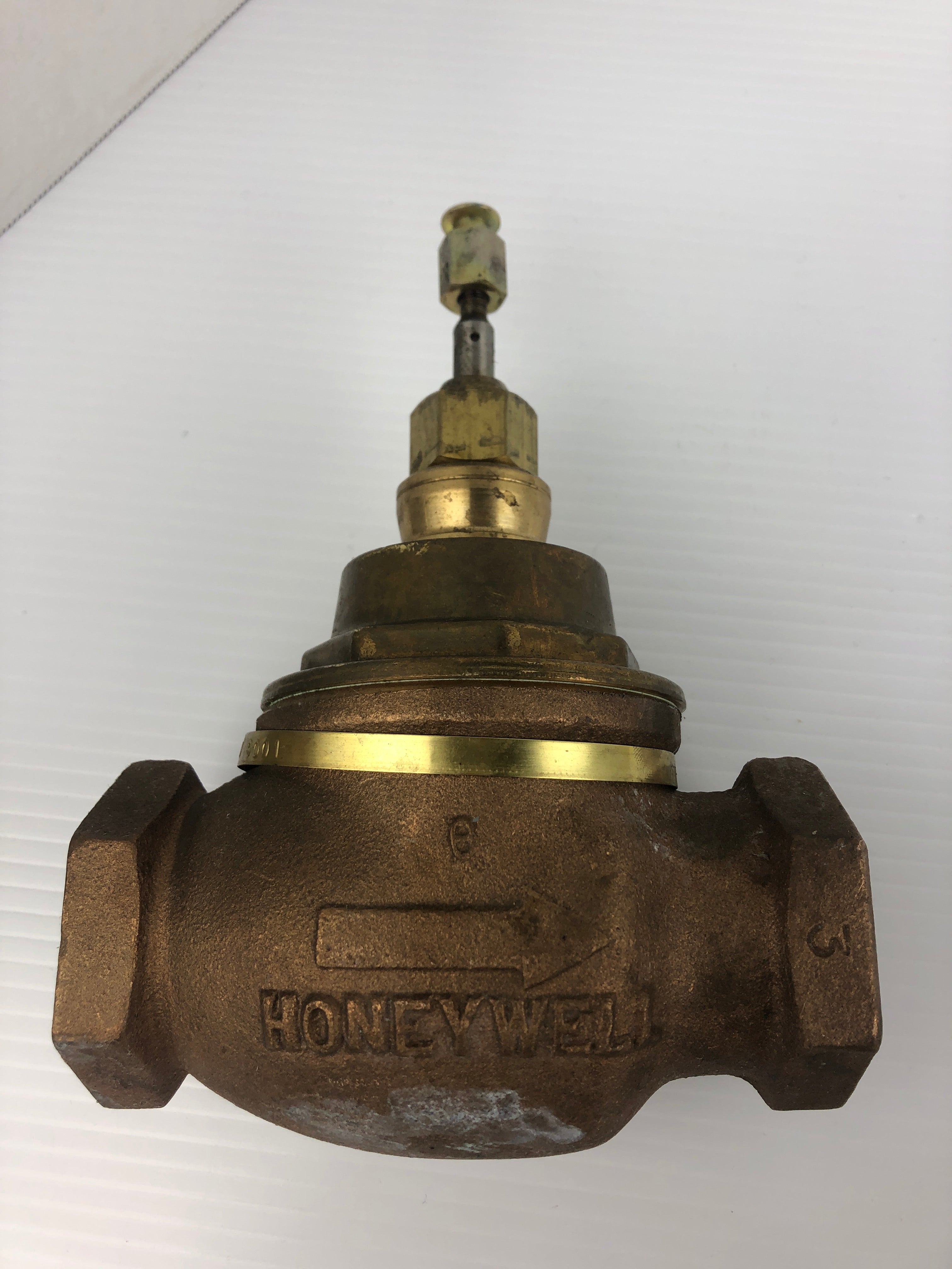Honeywell V5011G 1228 Valve 1-1/2"