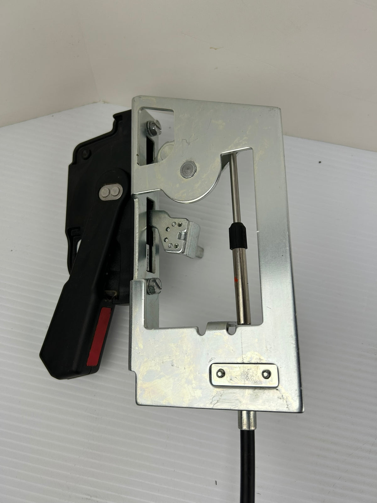 Allen-Bradley 1494U-D60 Disconnect Switch Cable Mechanism 1494U-C314 Series A