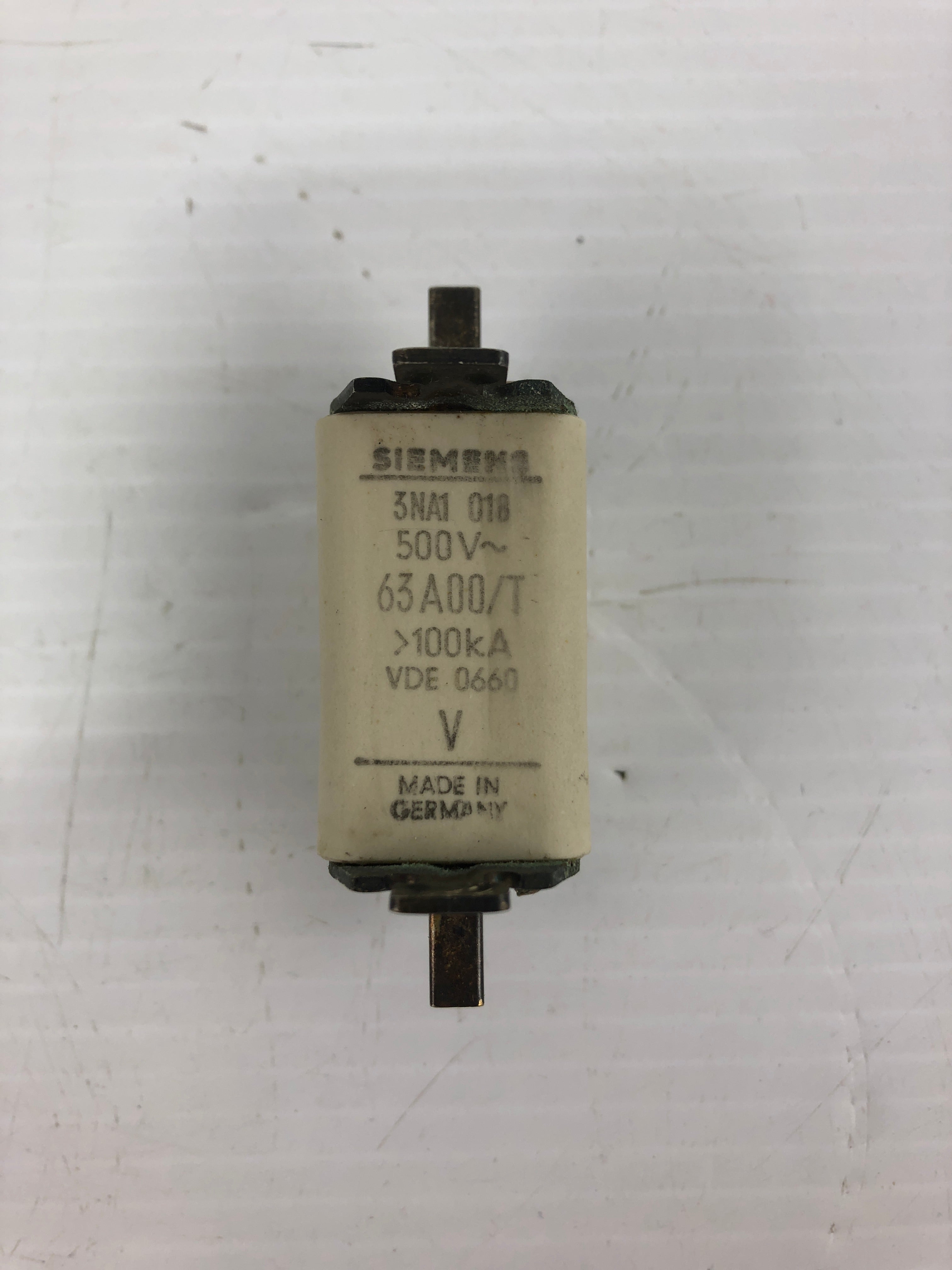 Siemens 3NA1 018 Fuse 500V 63A00/T