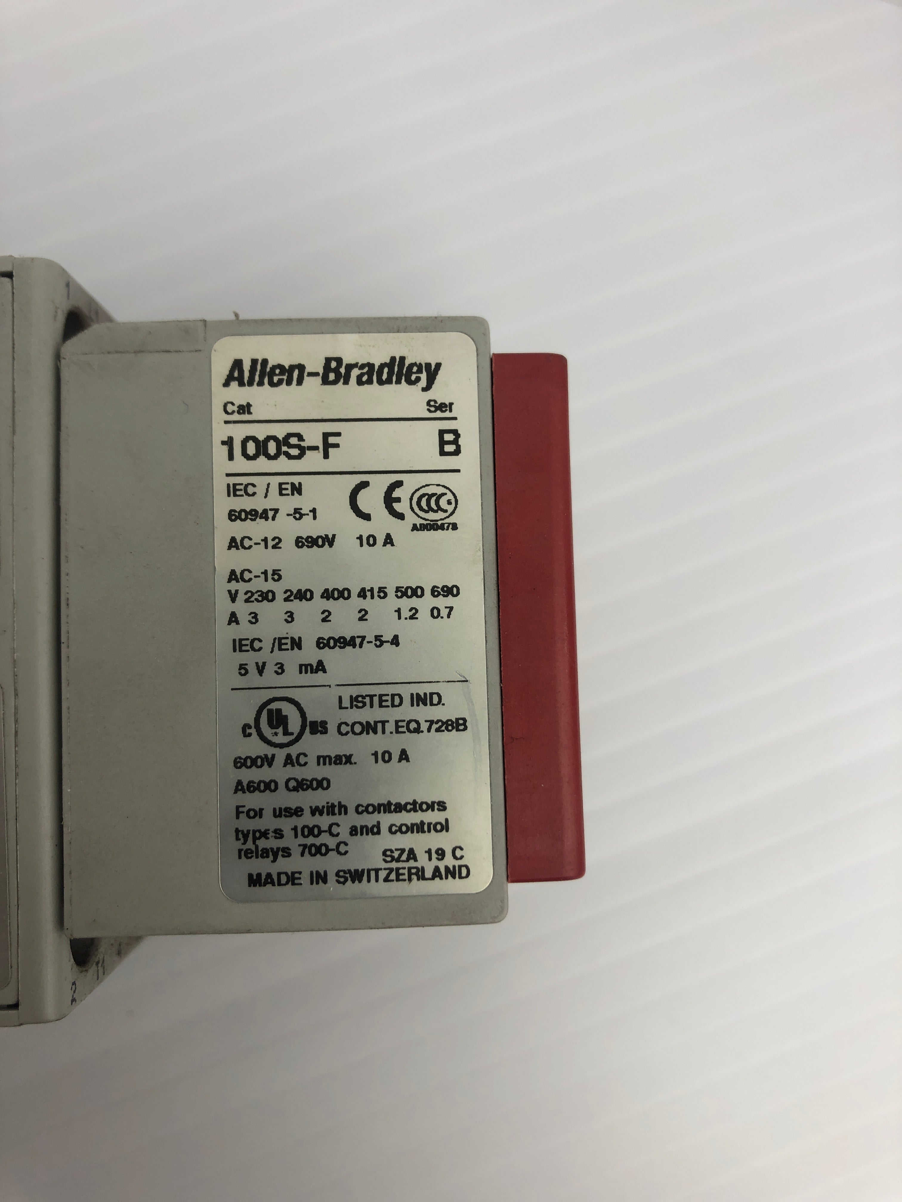 Allen-Bradley 100-C23D*400 Contactor with 100S-F Guard Master Contact Block