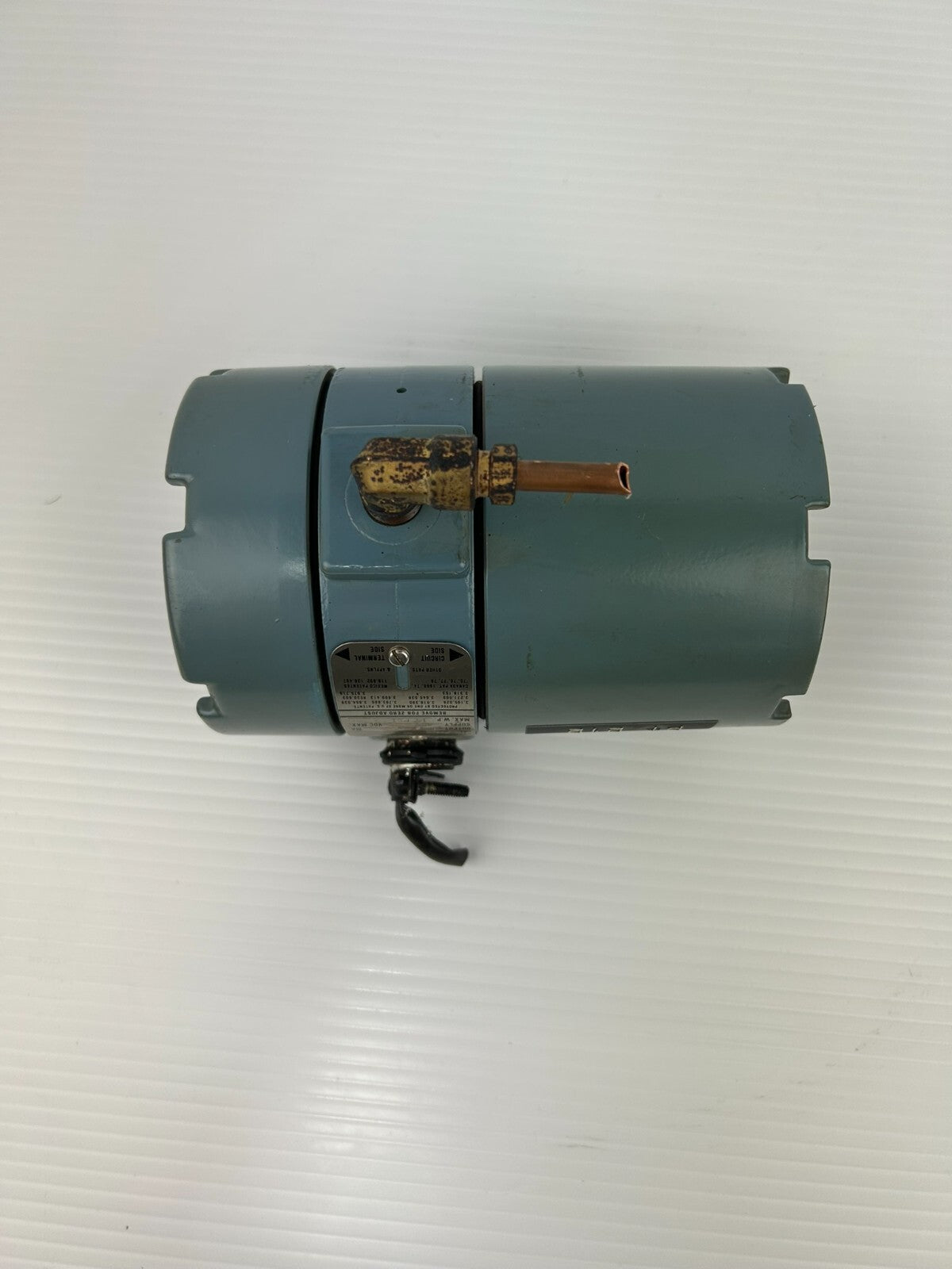 Rosemount 1135F1S1B1 Pressure Transmitter CAL. 3-5 PSIG 4-20mA 45 VDC Max 15 PSI