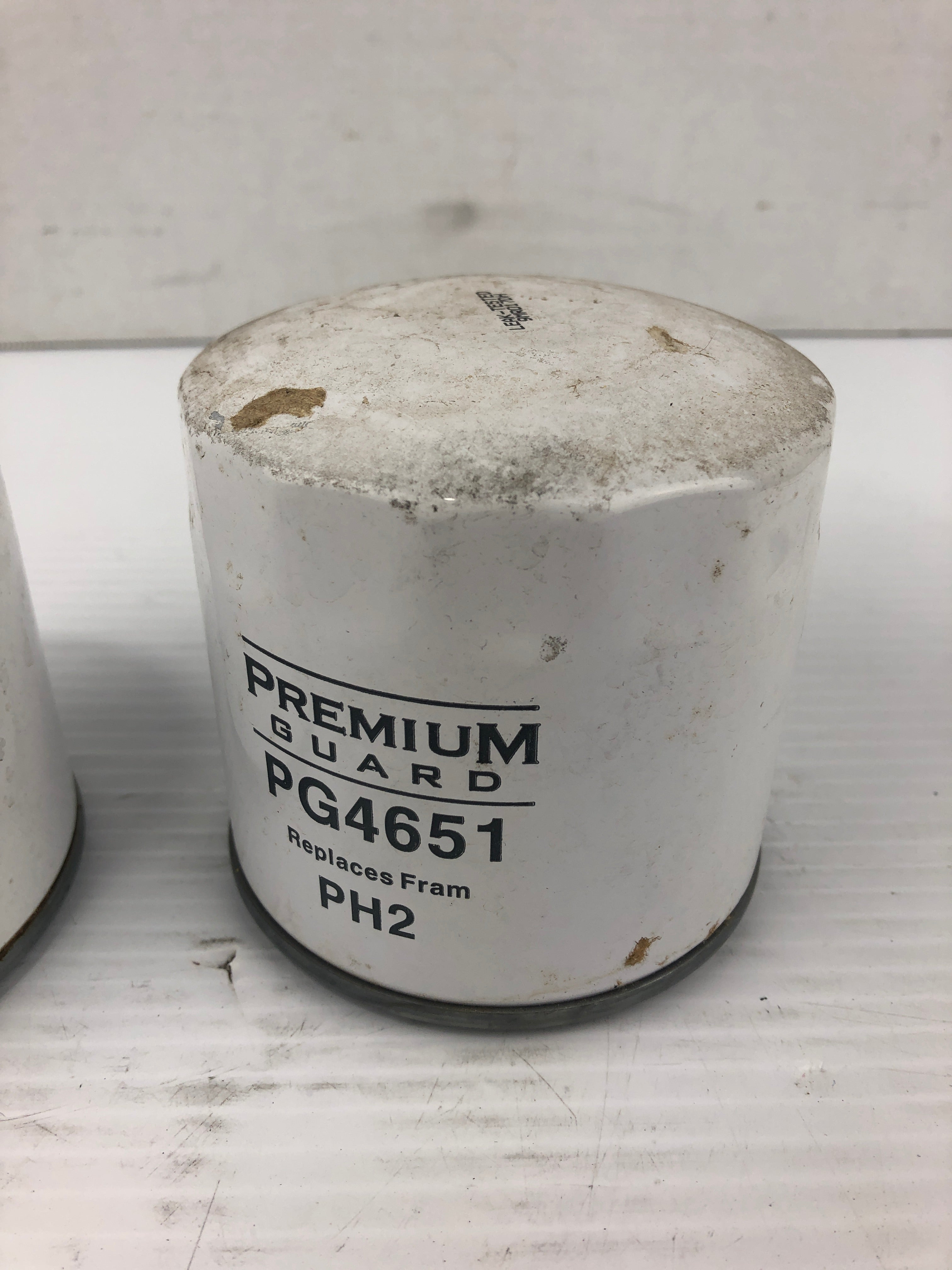 Premium Guard PG4651 Engine Oil Filter Replaces Fram PH2 - Lot of 2