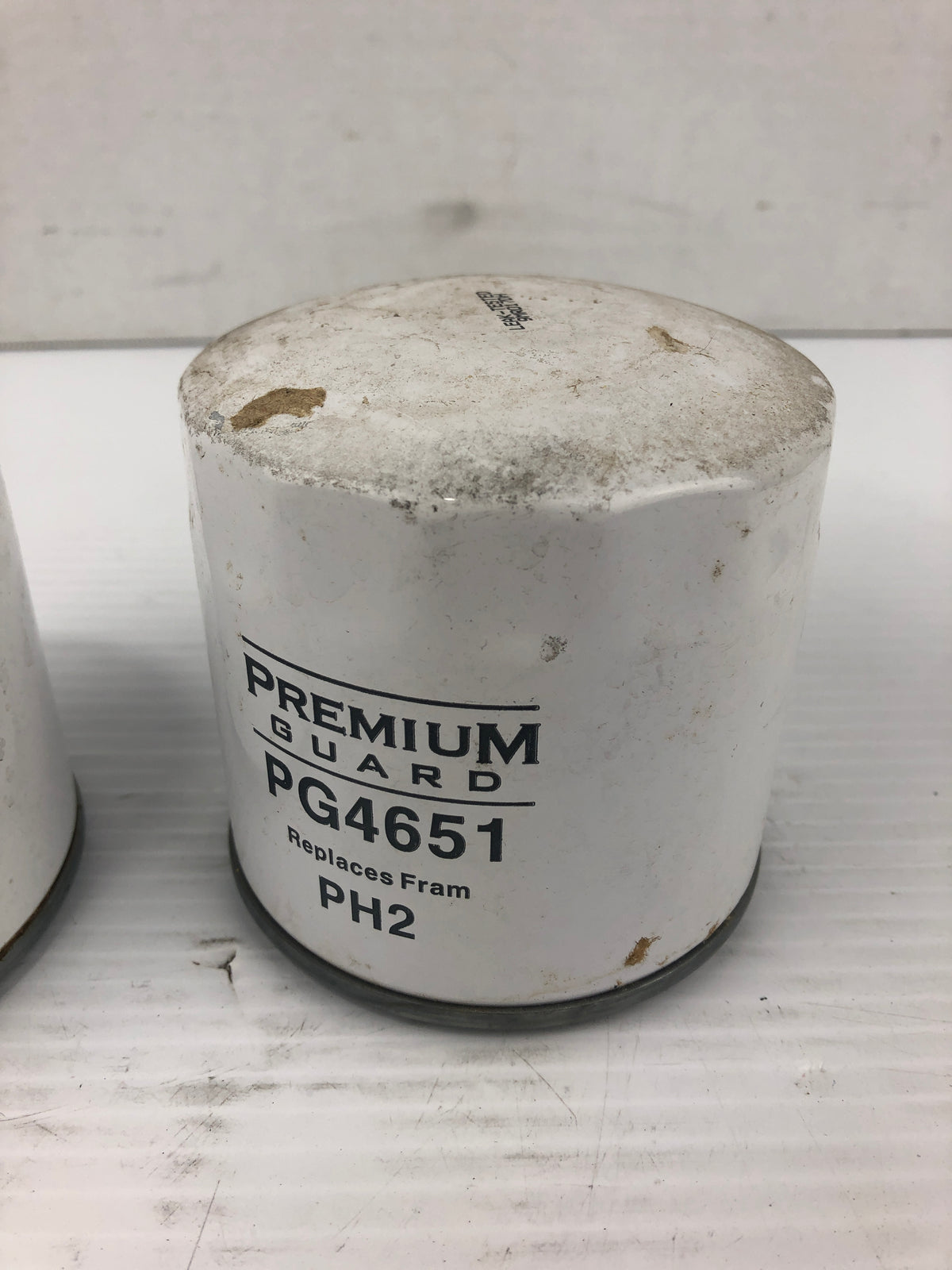 Premium Guard PG4651 Engine Oil Filter Replaces Fram PH2 - Lot of 2