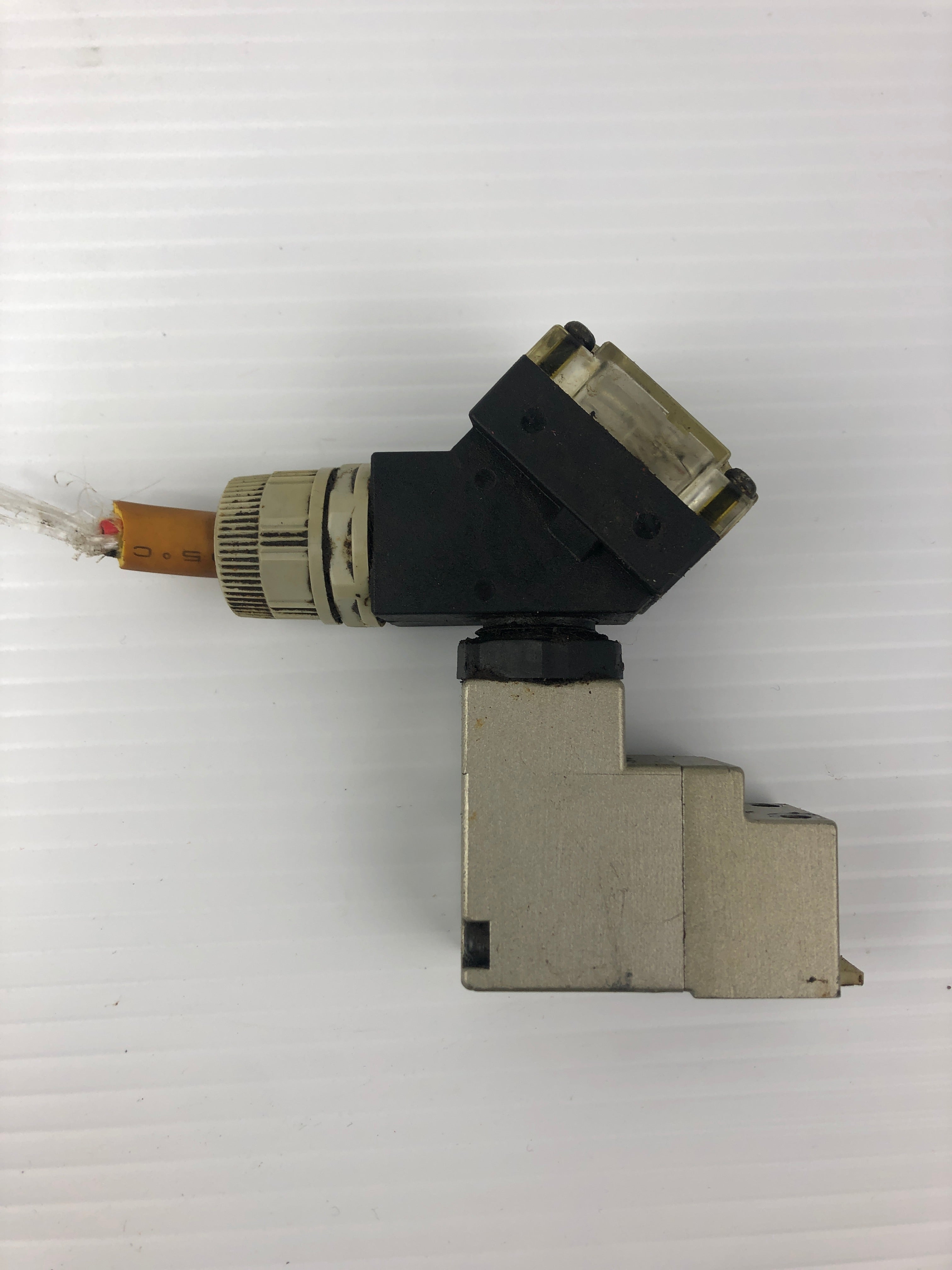 SMC VO301-003TZ-X302 Solenoid Valve