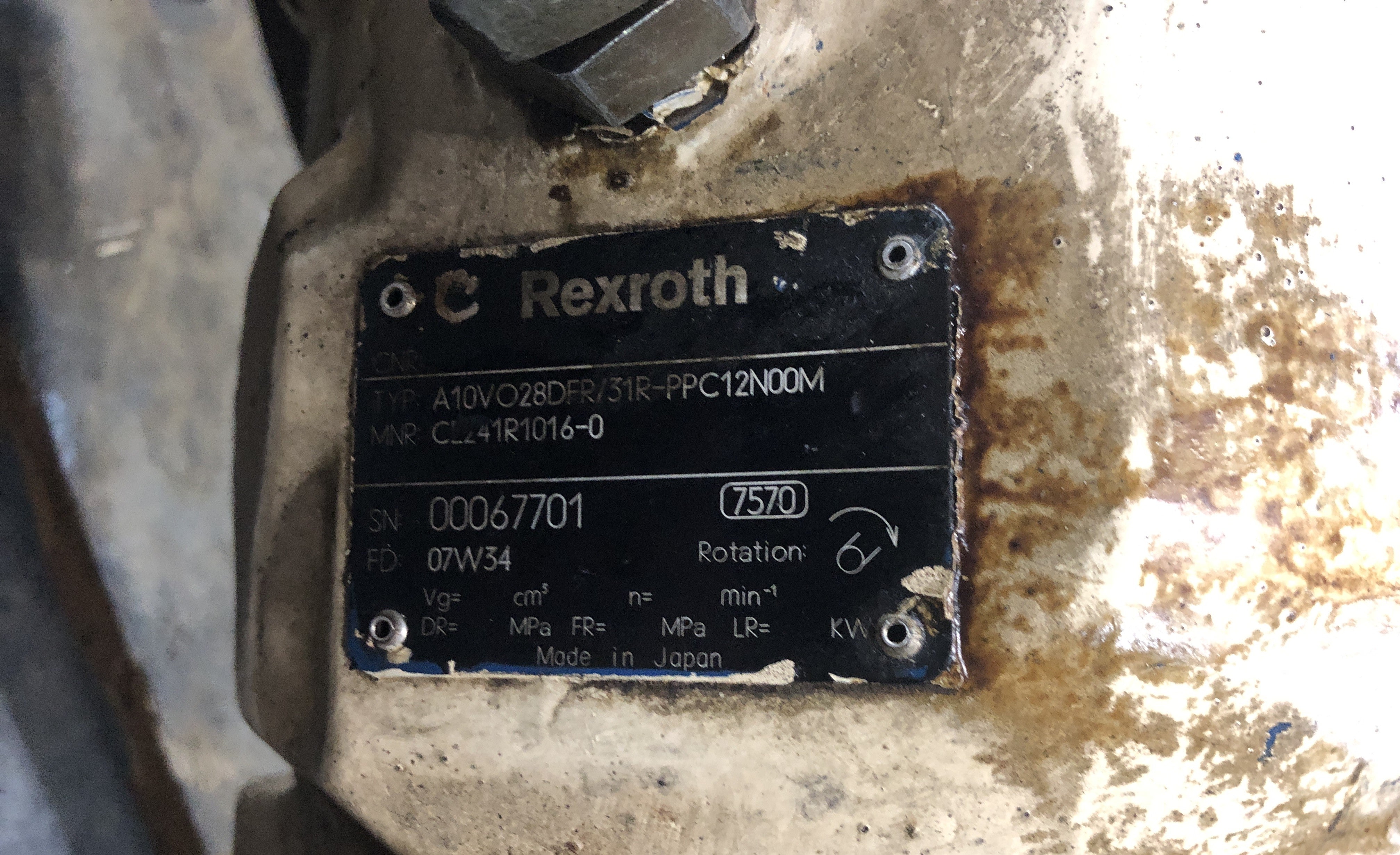 Rexroth A10VO28DFR/31R-PPC12N00M Pump & WorldWide WWE5-18-184TC Motor White