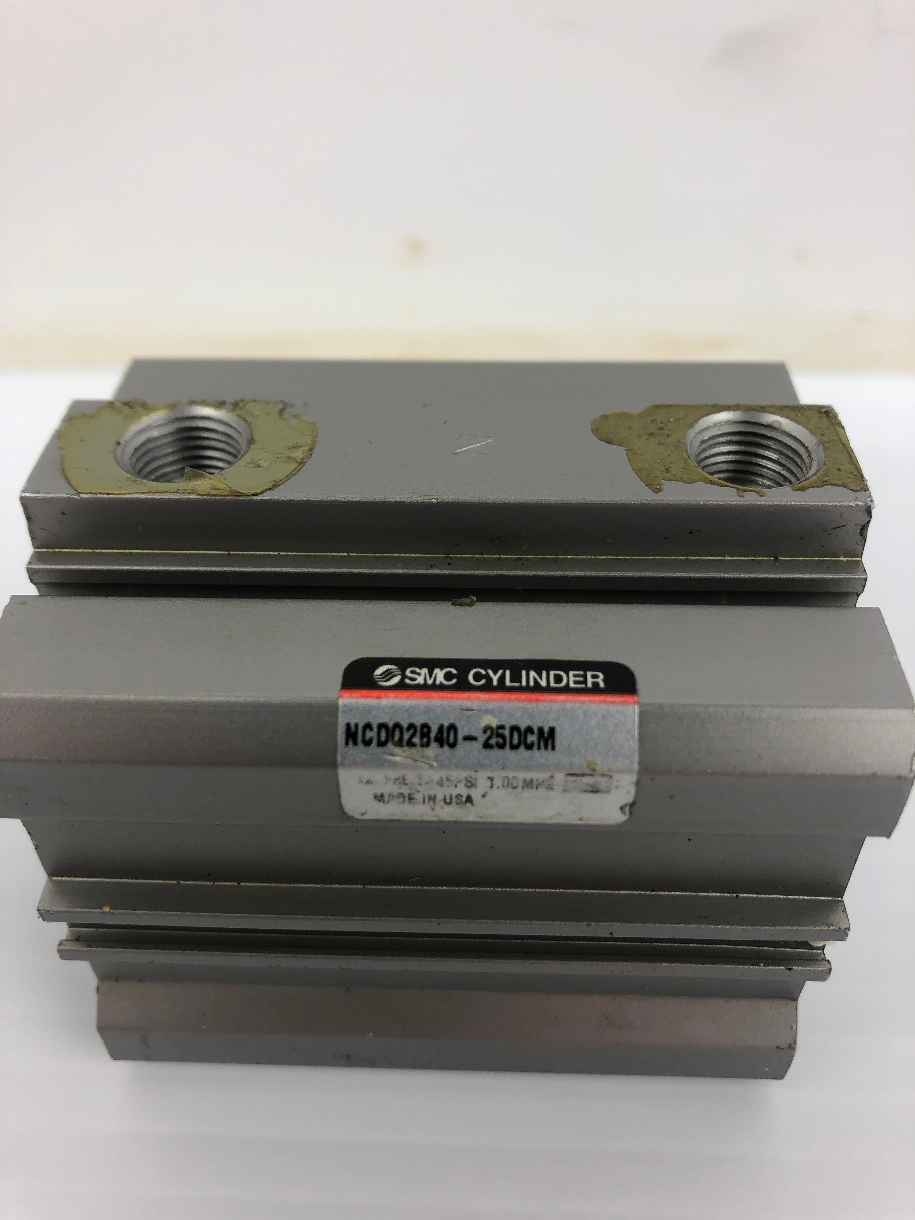 SMC NCDQ2B40-25DCM Compact Pneumatic Cylinder 145PSI 1.00MPa
