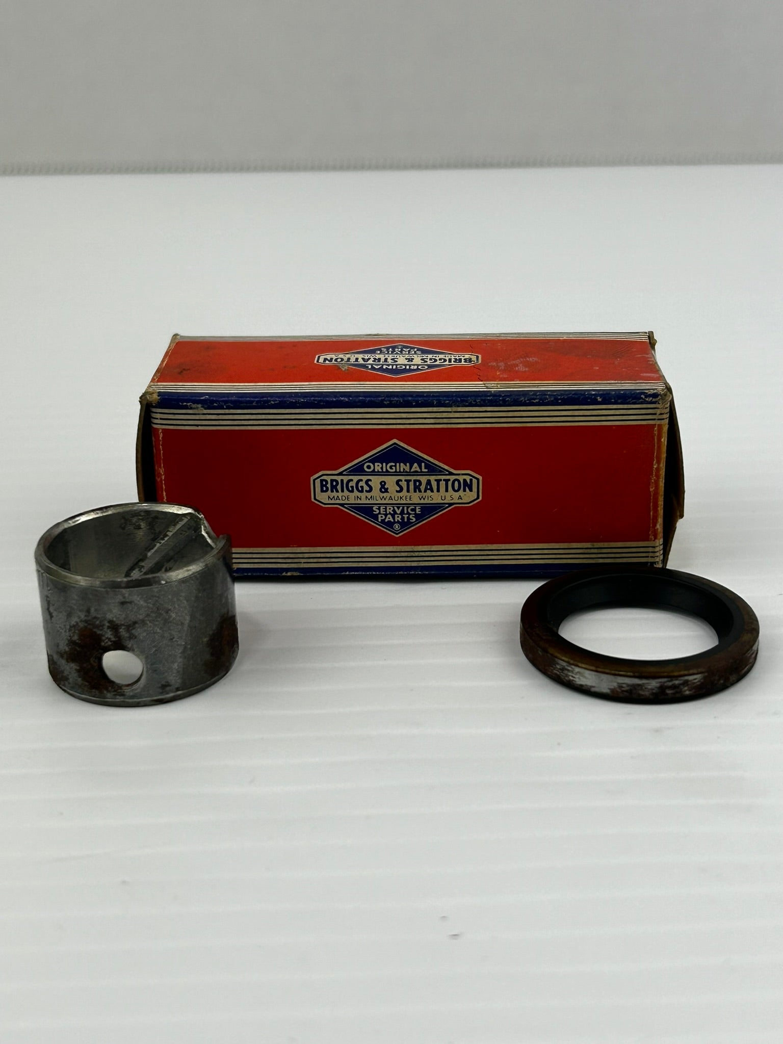 Briggs & Stratton 293708 Bushing CYL. 815