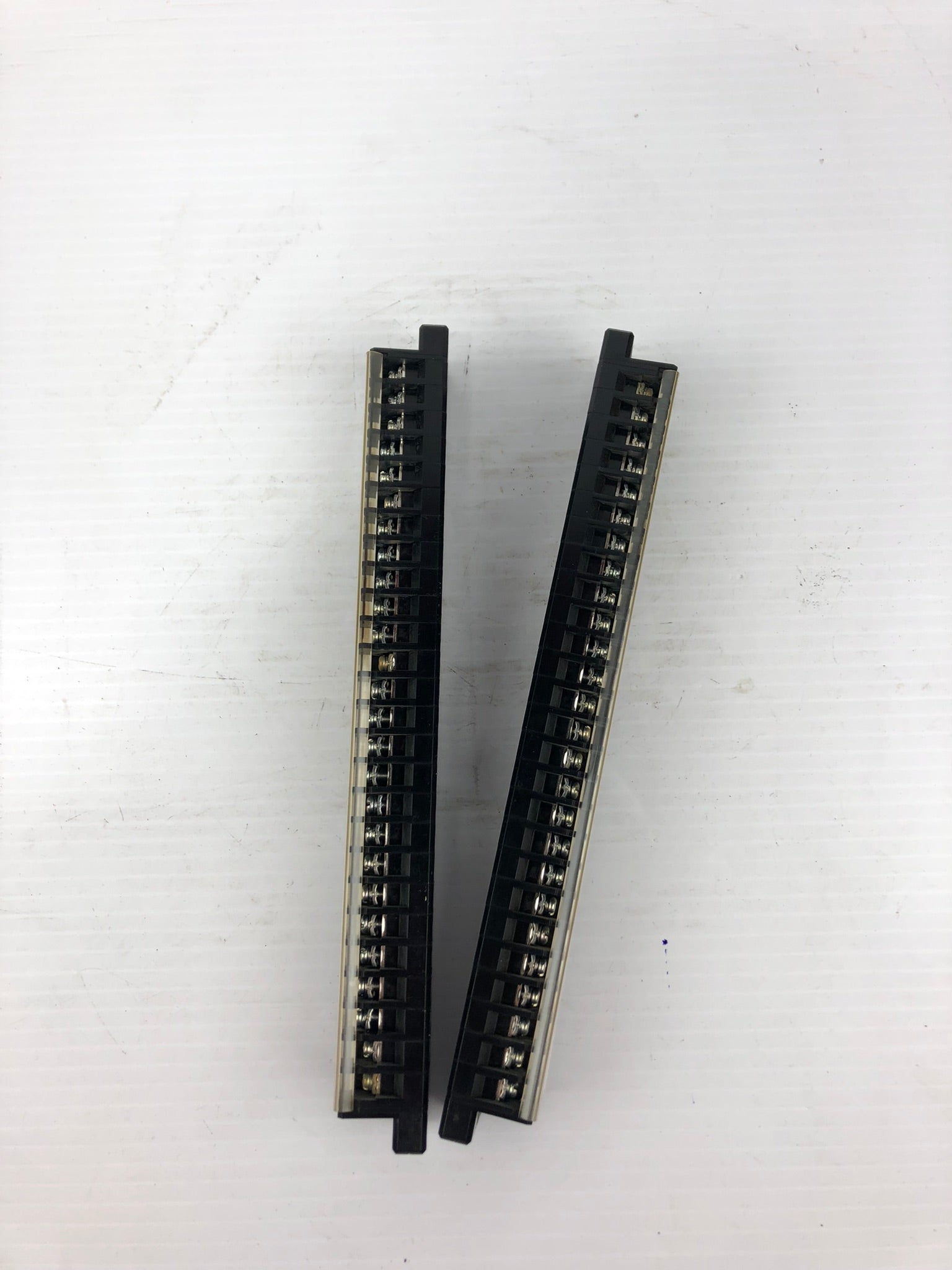 IDEC BTB15 Terminal Blocks 26 Pole - Lot of 2