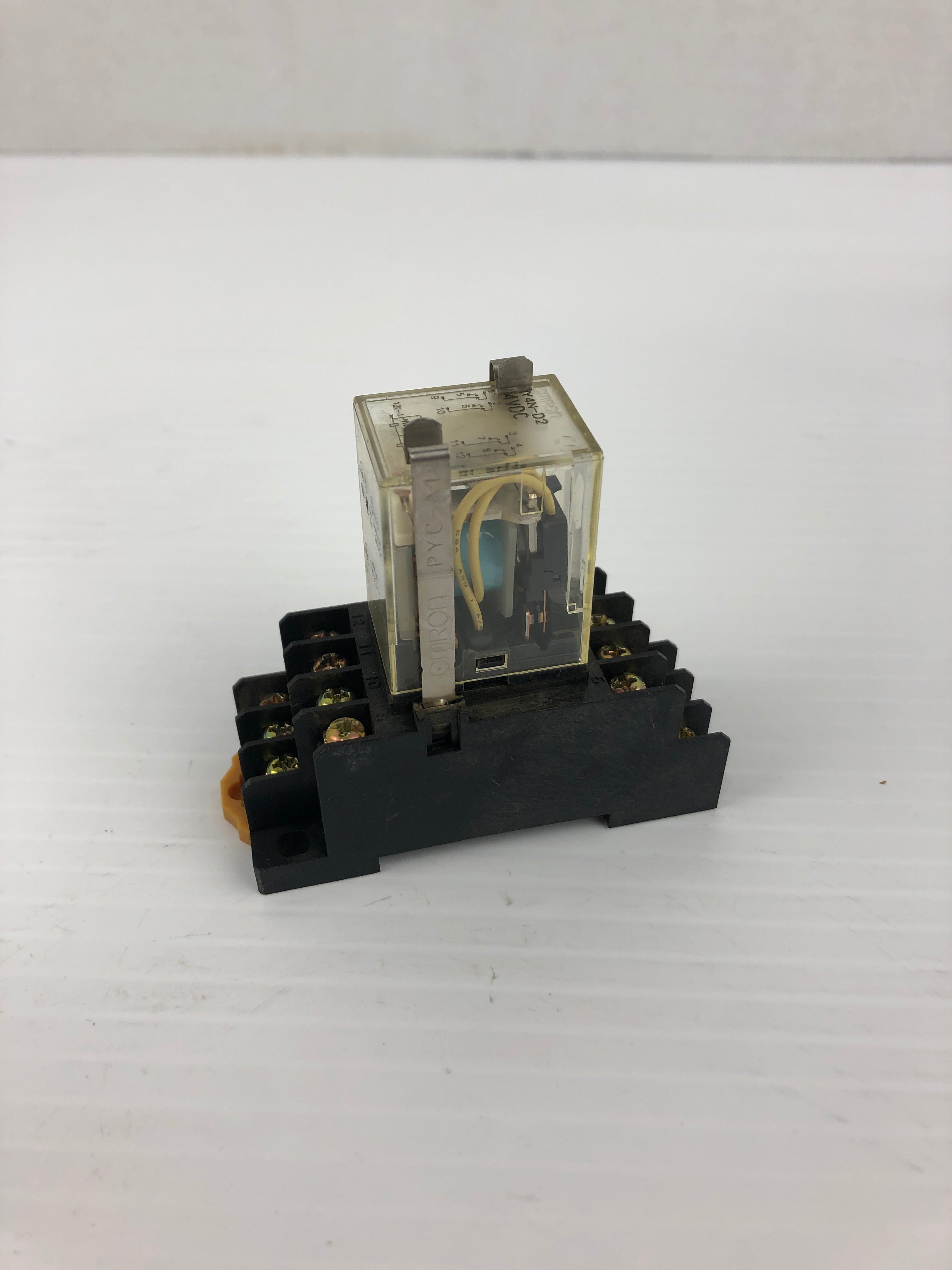 OMRON MY4N-D2 Relay 24VDC with Base 1673YA 250V 5A