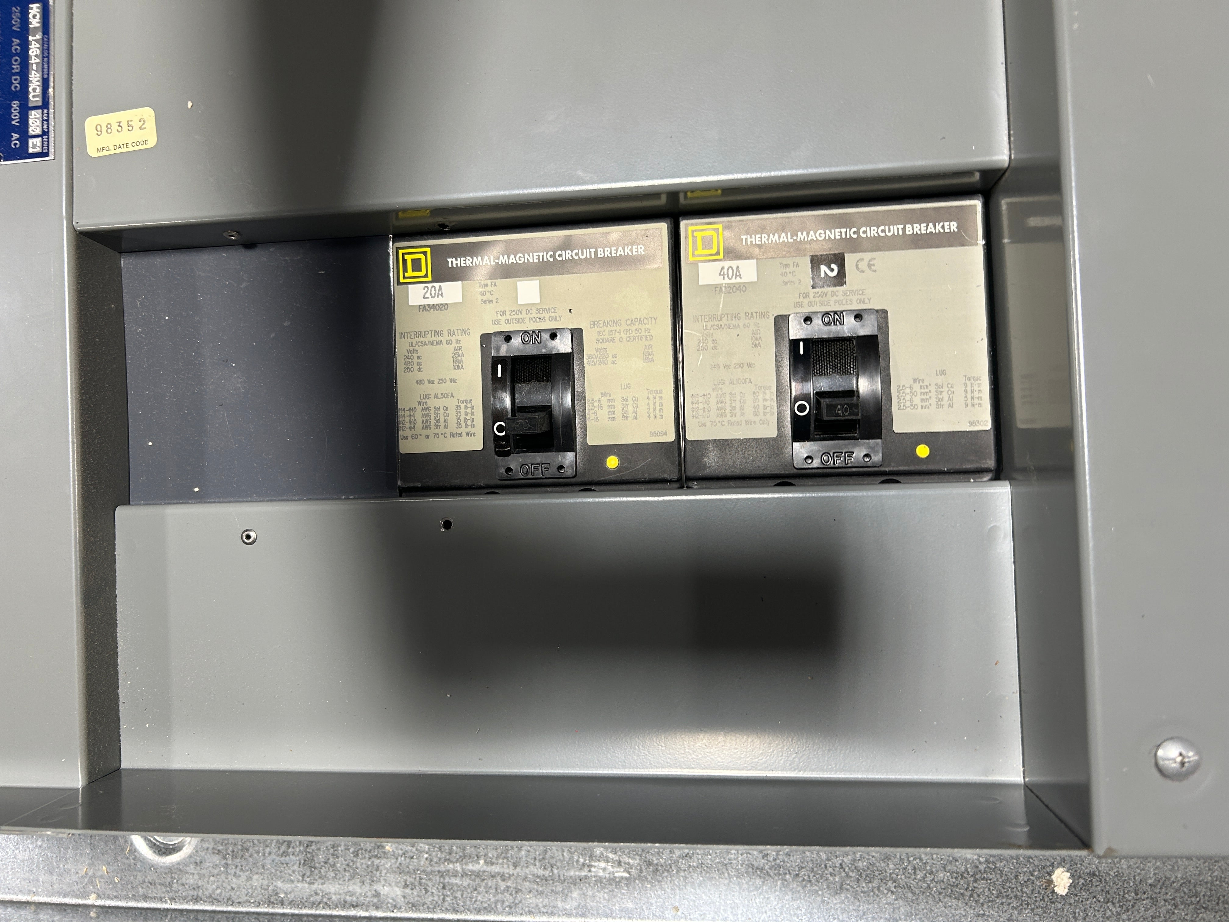 Square D HCM I-Line Load Center Panelboard Breaker Box 1464-4MCU HC3264B 400A E1