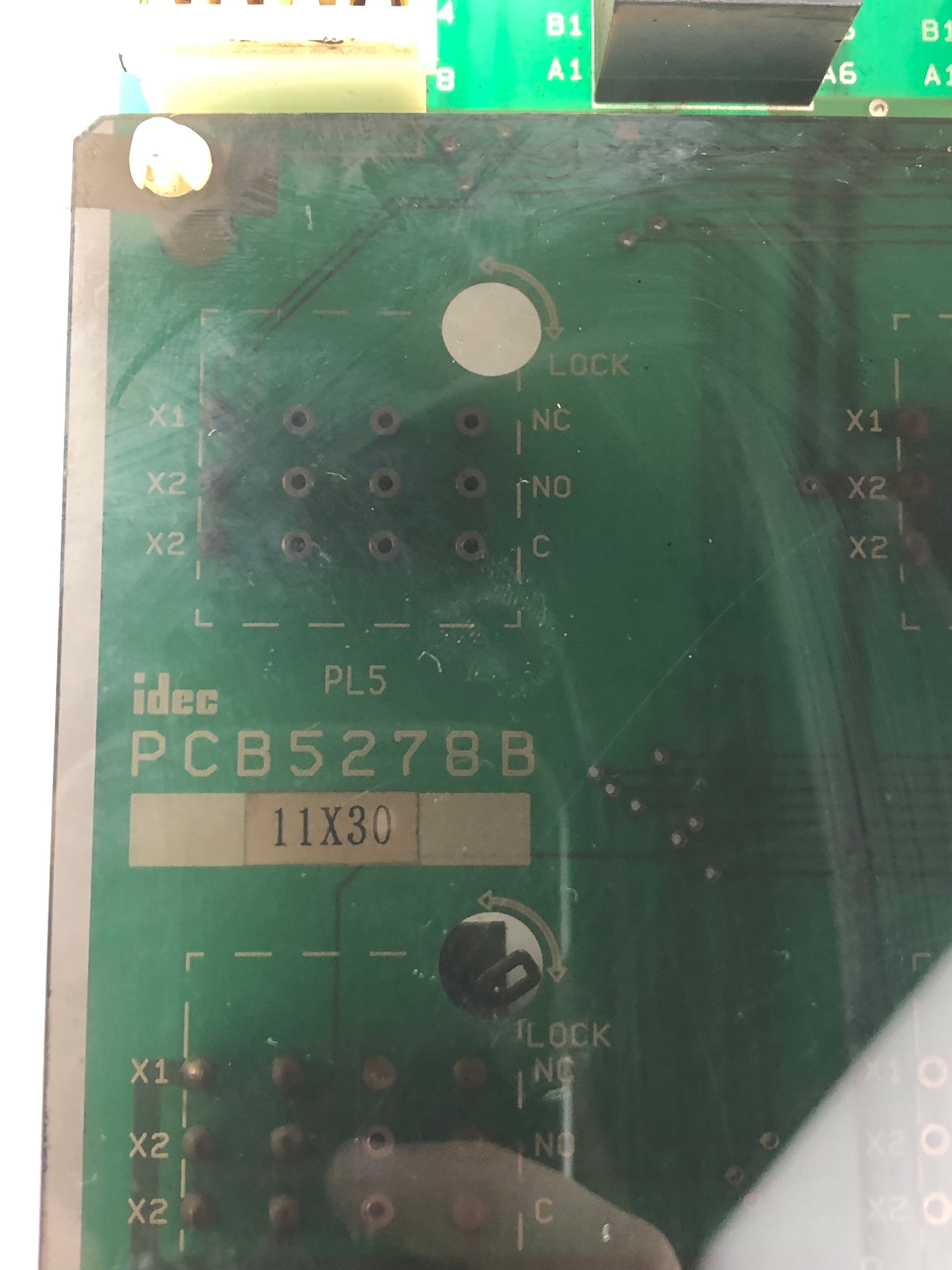 Idec PCB5278B Safety Switch Circuit Board with Push Buttons