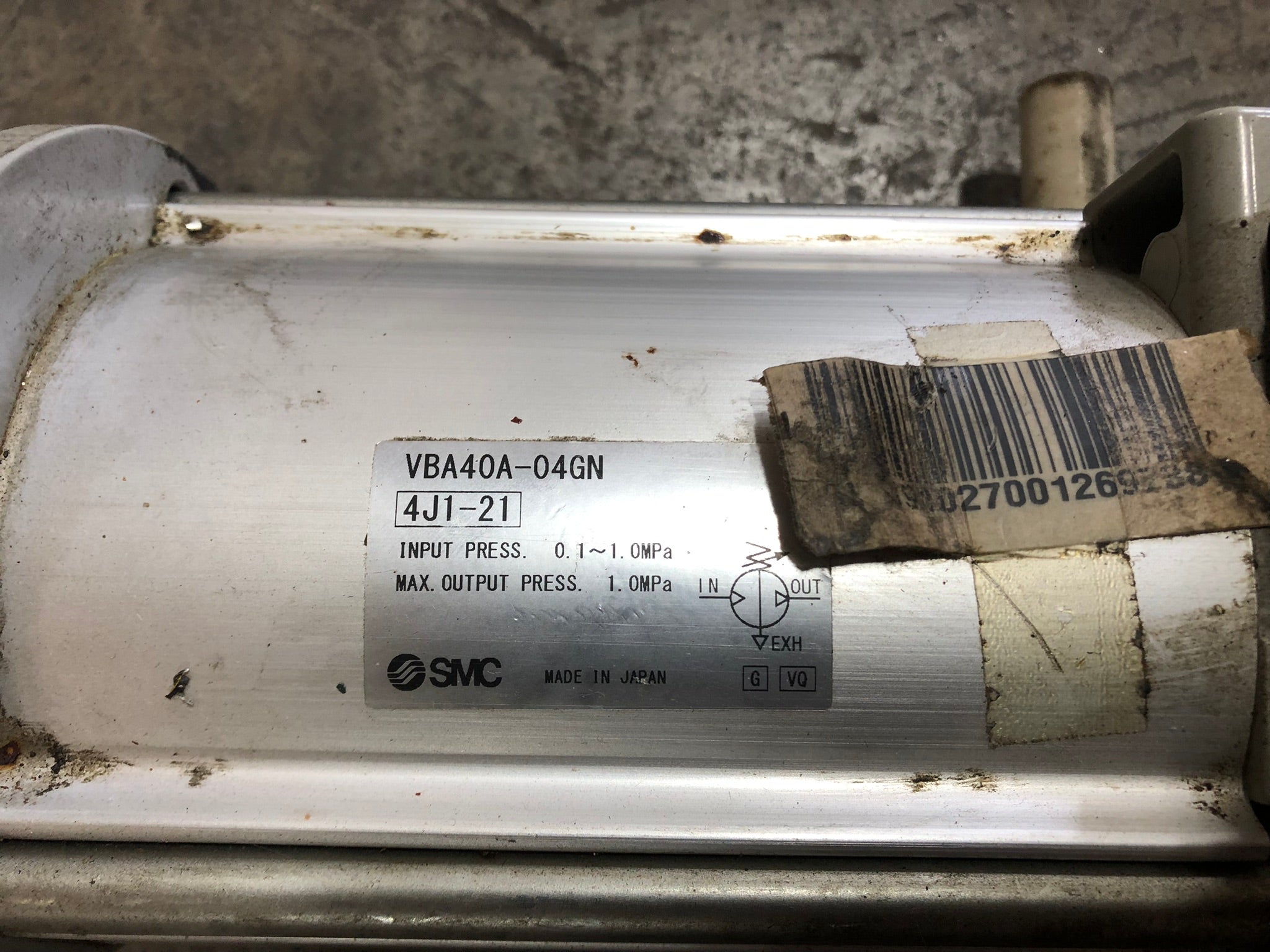 SMC VBA40A-04GN 4J1-21 Pneumatic Output Booster