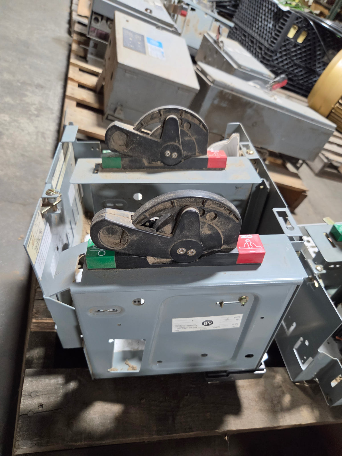 Allen Bradley 2193F-AKC MCC Bucket 30A 20A Dual Breaker Centerline 2100 No Door