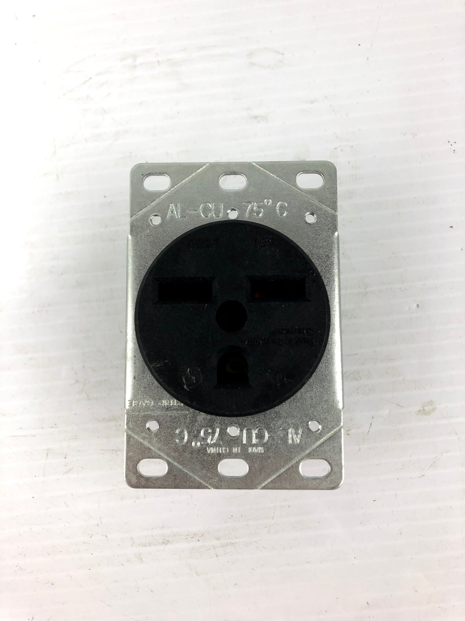 Pass & Seymour AL-CU Power Outlet 30A 250V Flush Mount