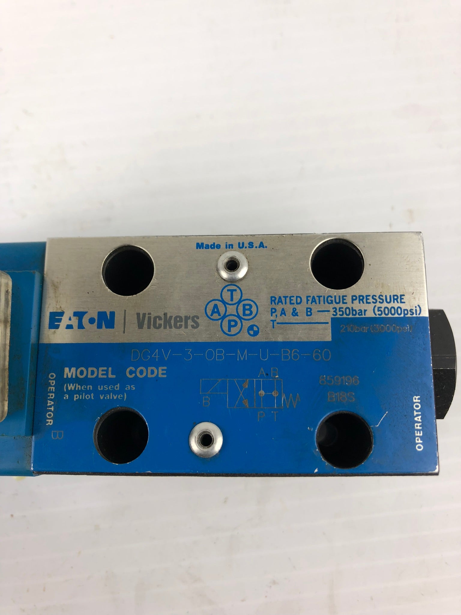 Eaton Vickers DG4V-3-0B-M-U-B6-60 Solenoid Hydraulic Valve